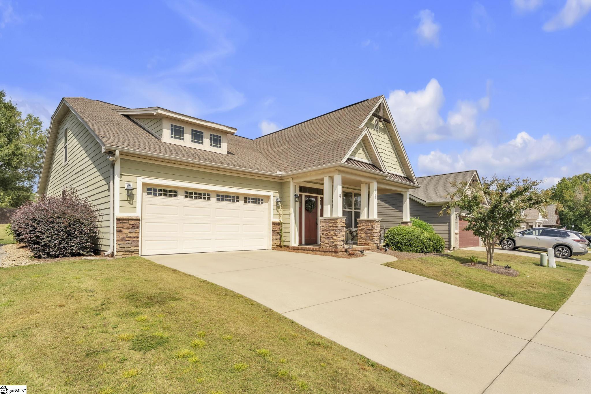 121 Belle Oaks Drive Simpsonville, SC 29680