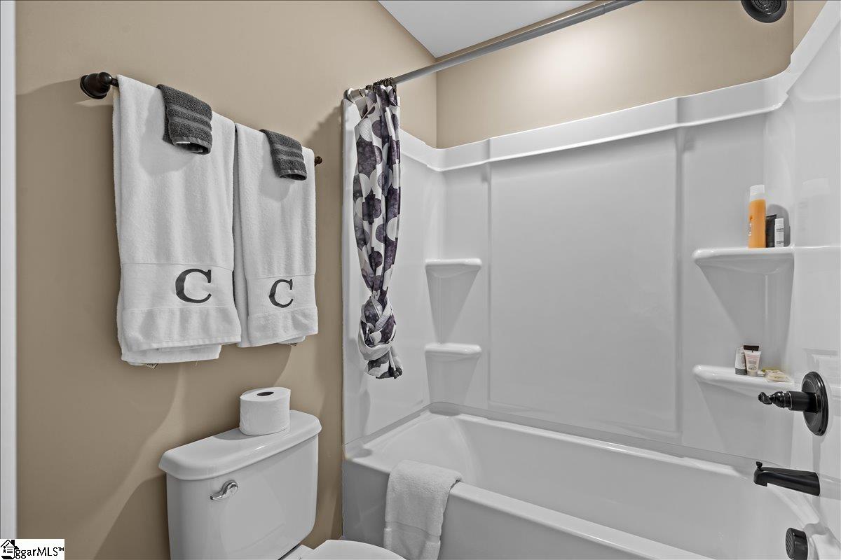 4 Glenview Park Place Travelers Rest, SC 29690