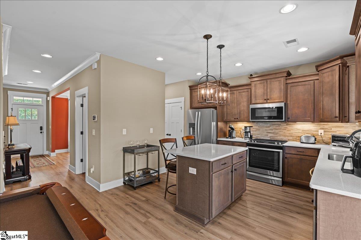 4 Glenview Park Place Travelers Rest, SC 29690