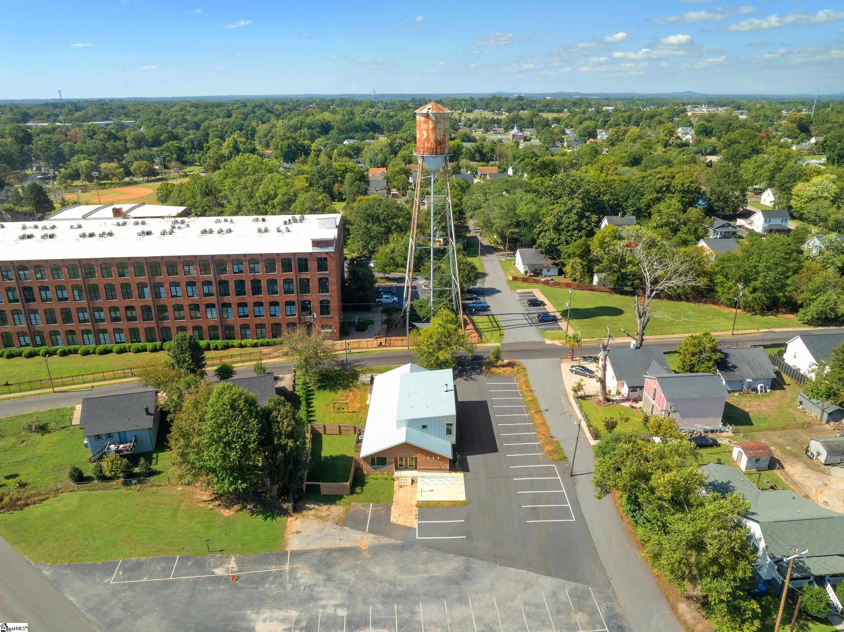 20 Draper Street Greenville, SC 29611