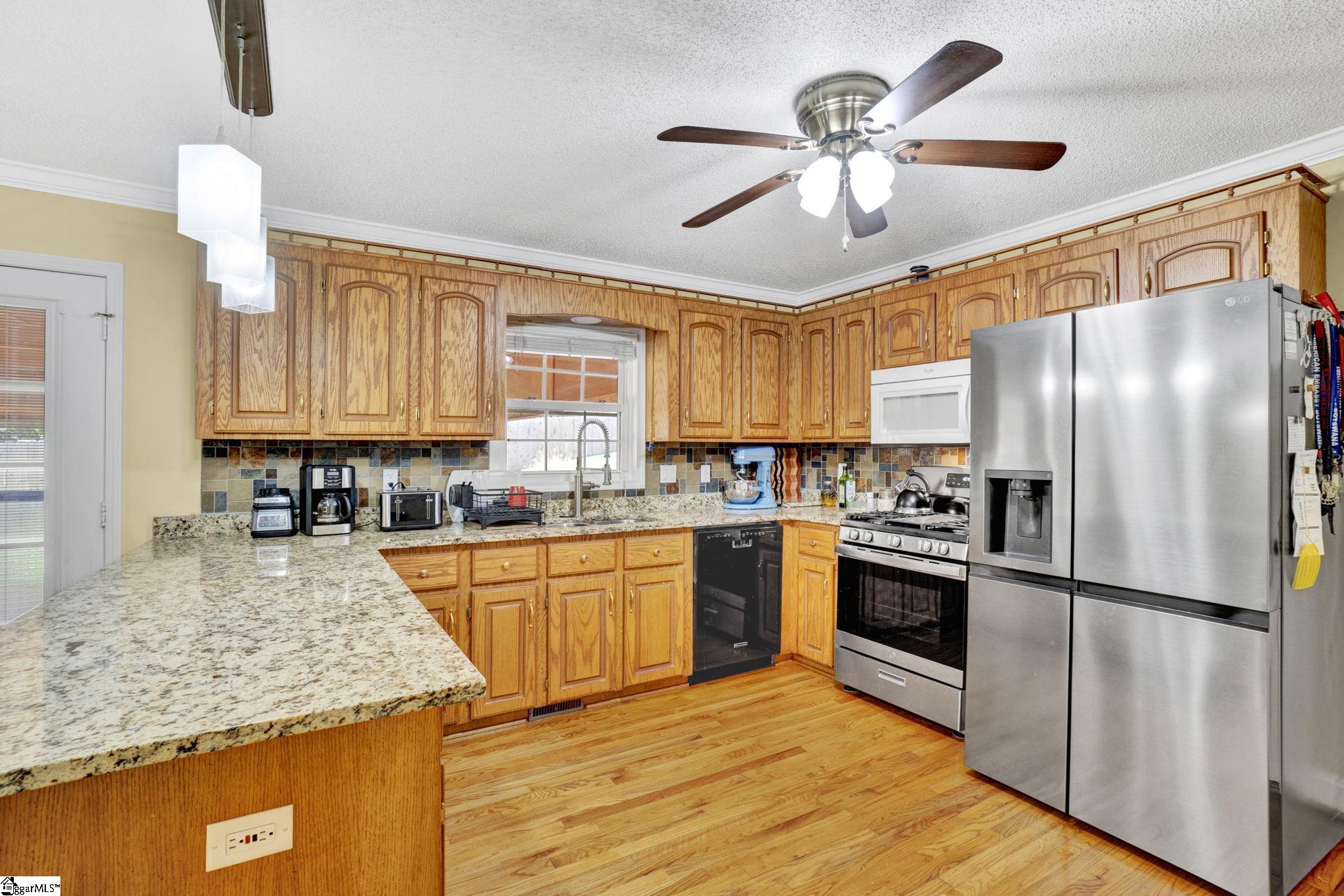 136 Amberwood Drive Anderson, SC 29621