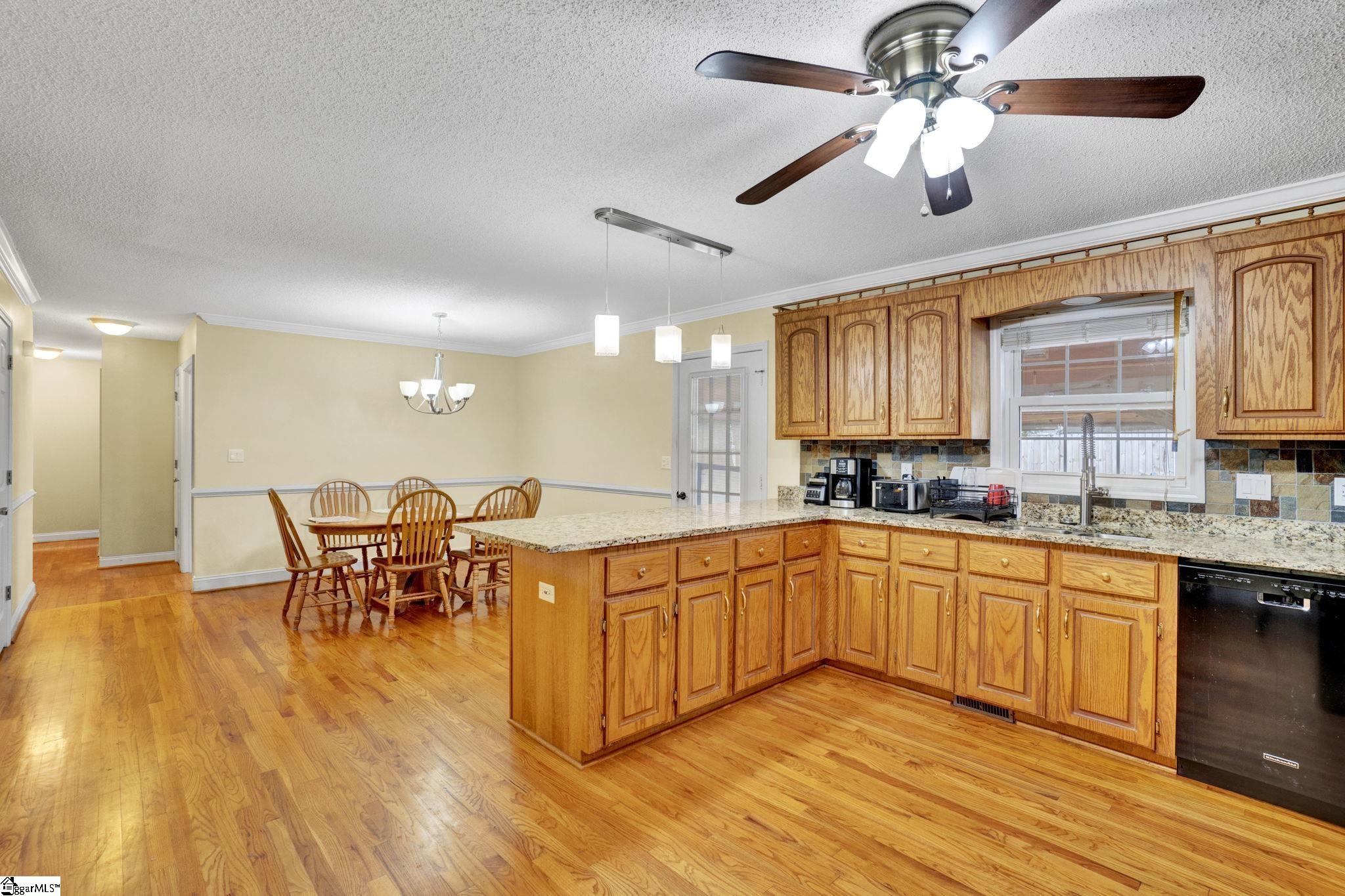136 Amberwood Drive Anderson, SC 29621