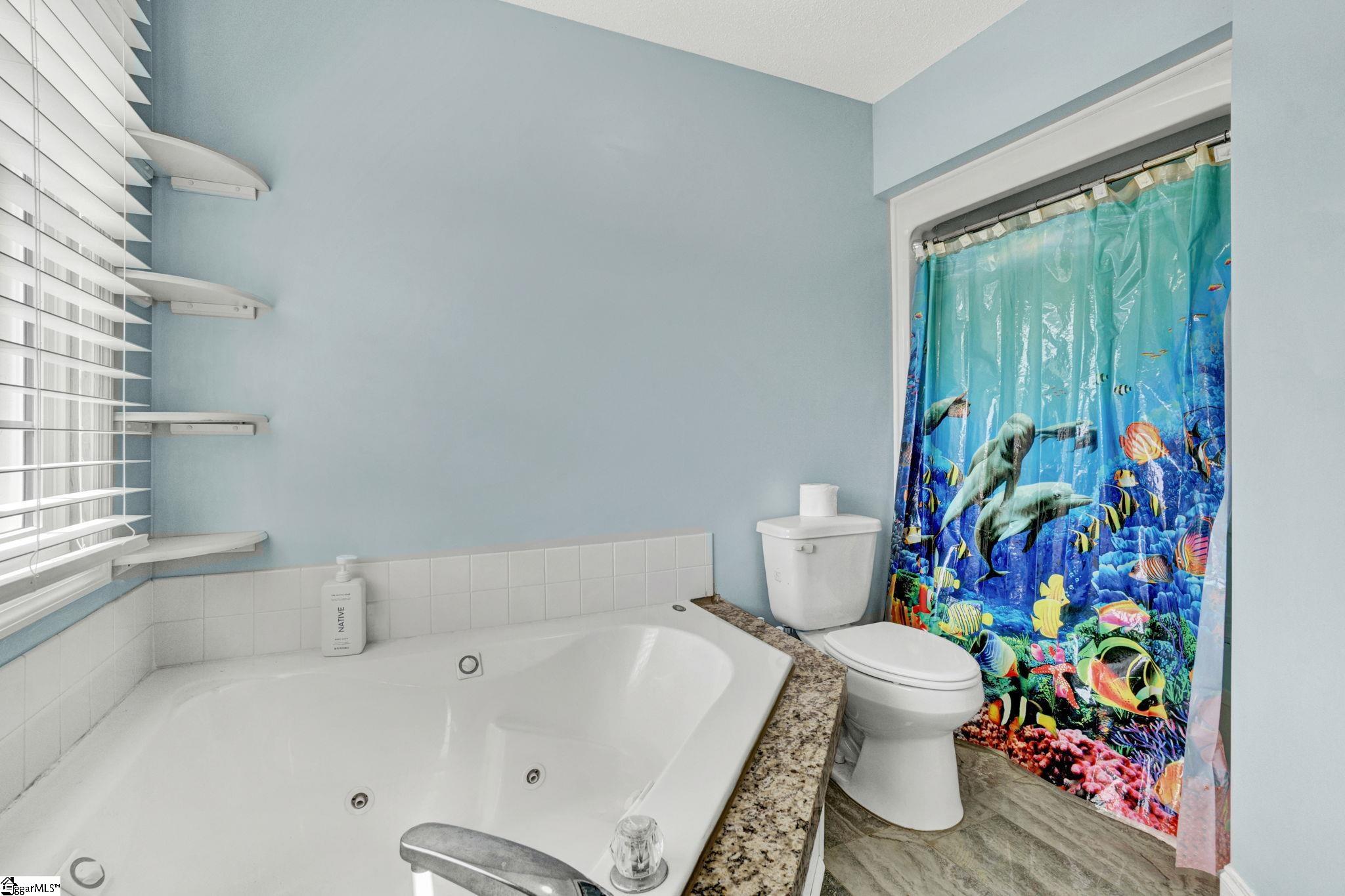 136 Amberwood Drive Anderson, SC 29621