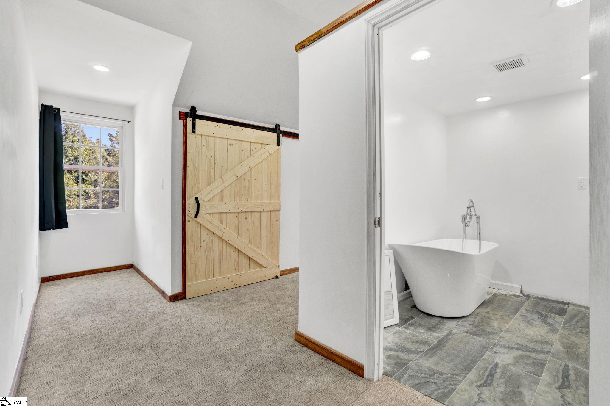 136 Amberwood Drive Anderson, SC 29621