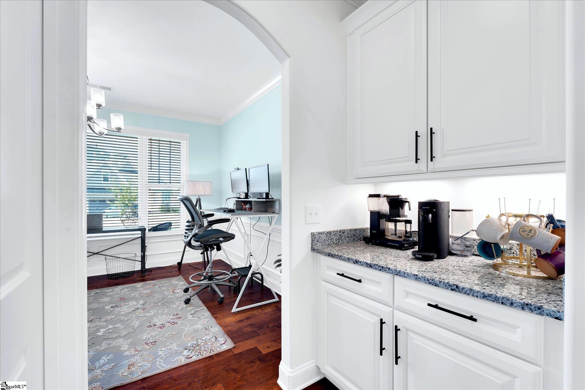 202 Montview Circle Greenville, SC 29617