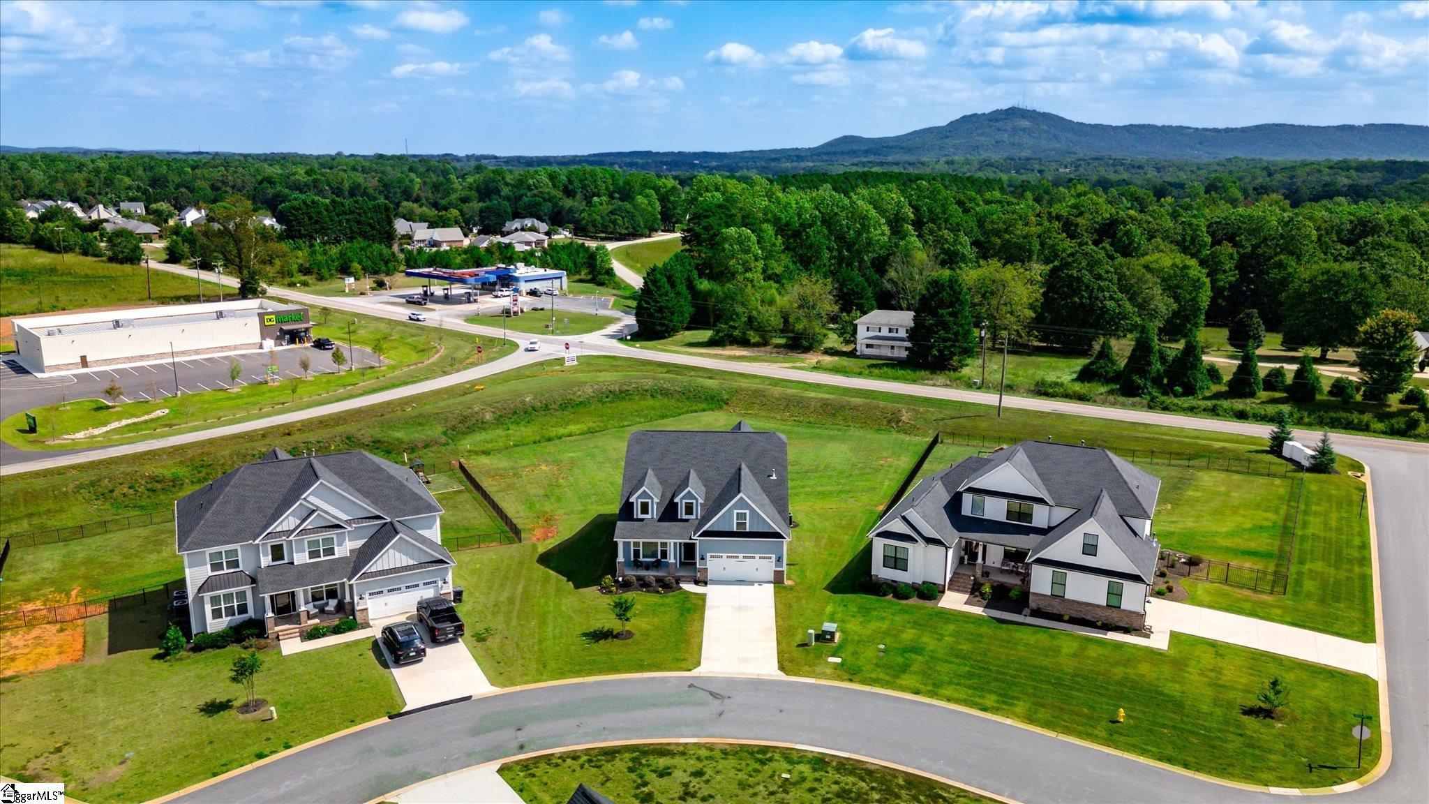 202 Montview Circle Greenville, SC 29617