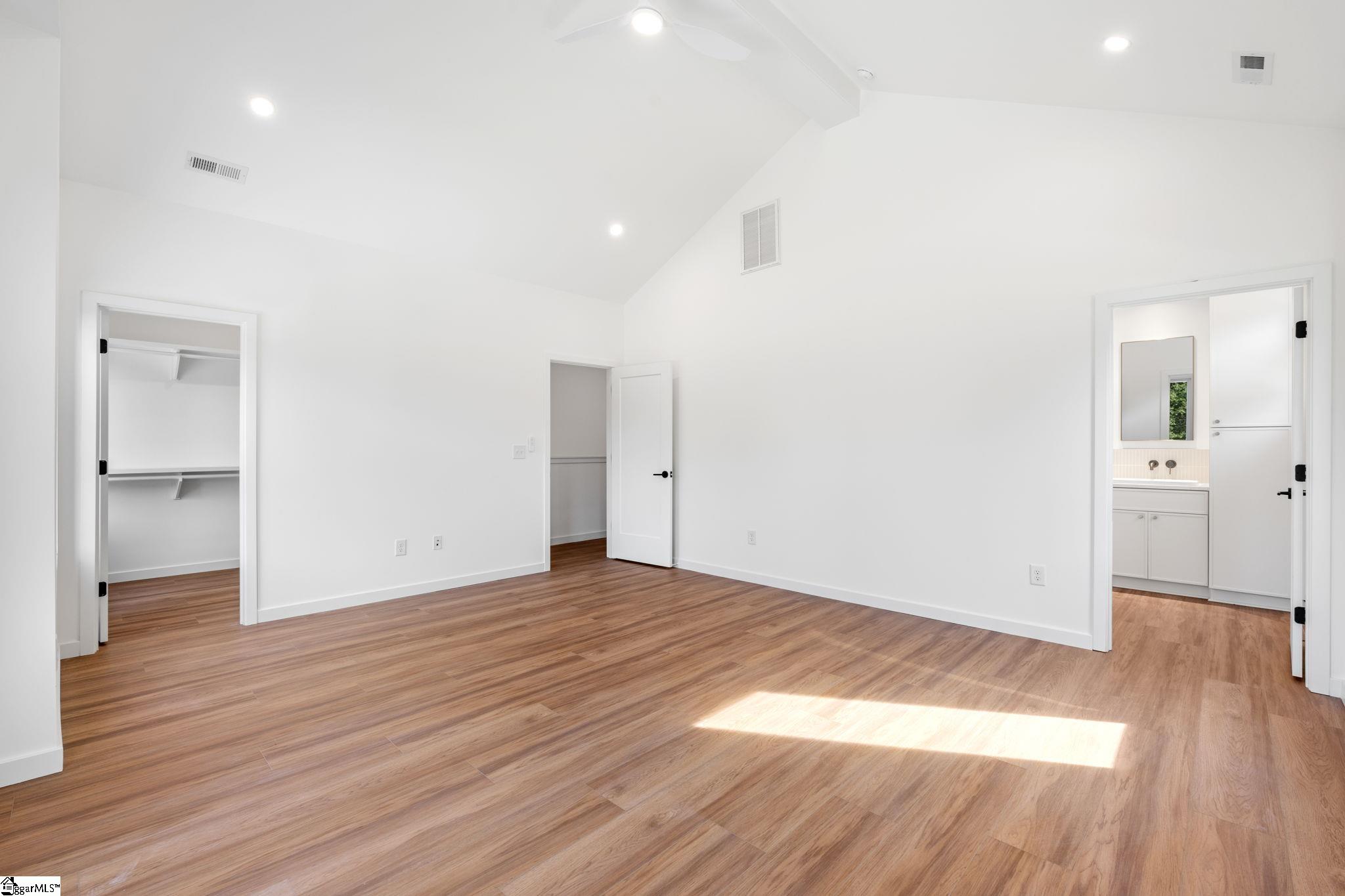 105A Mary Street Greenville, SC 29611