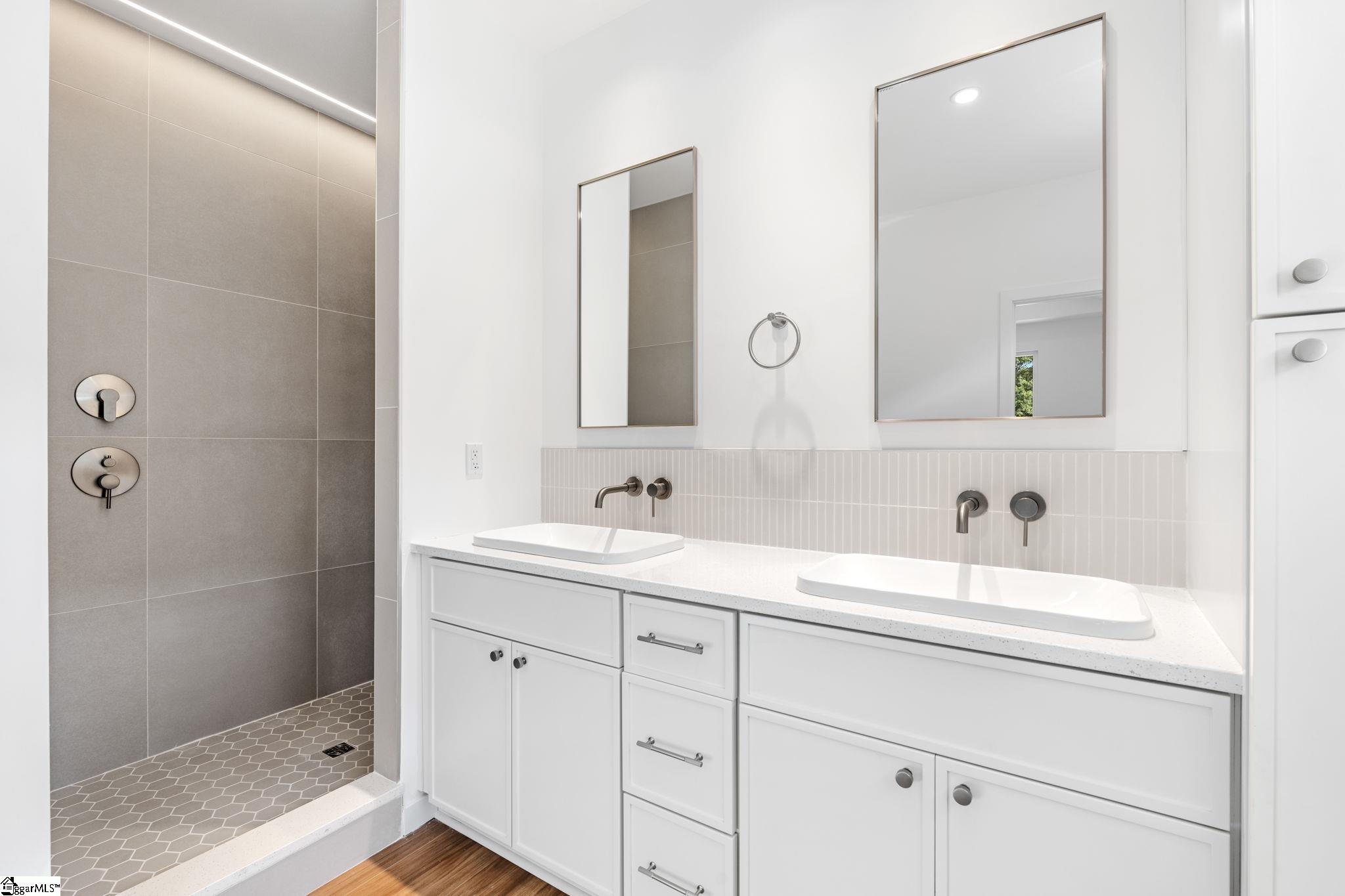 105A Mary Street Greenville, SC 29611