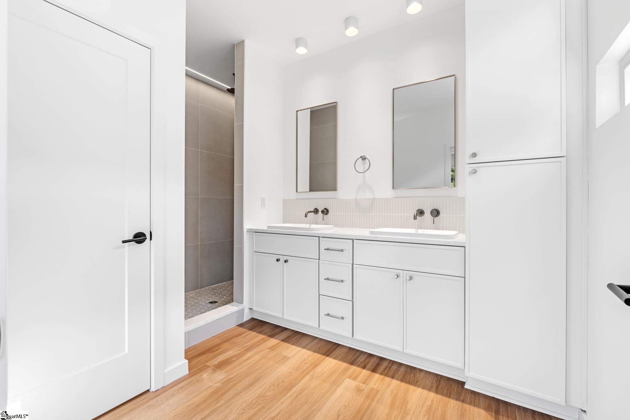 105A Mary Street Greenville, SC 29611