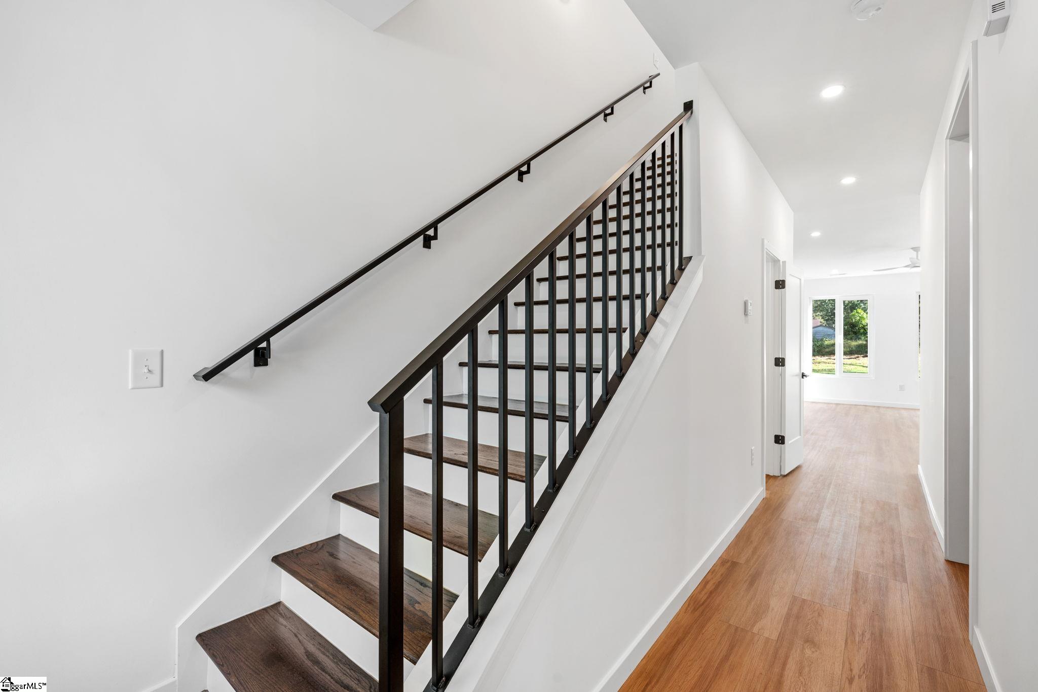 105A Mary Street Greenville, SC 29611