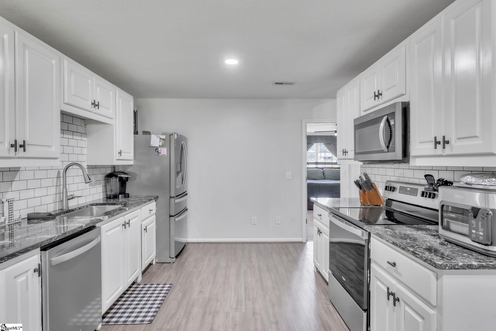 11 Misty Creek Court Greenville, SC 29611
