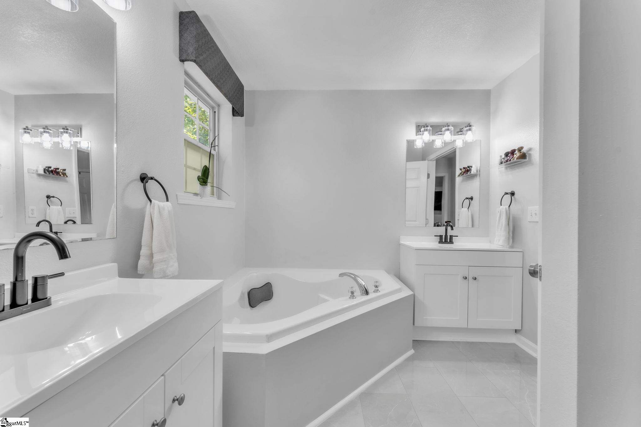 11 Misty Creek Court Greenville, SC 29611