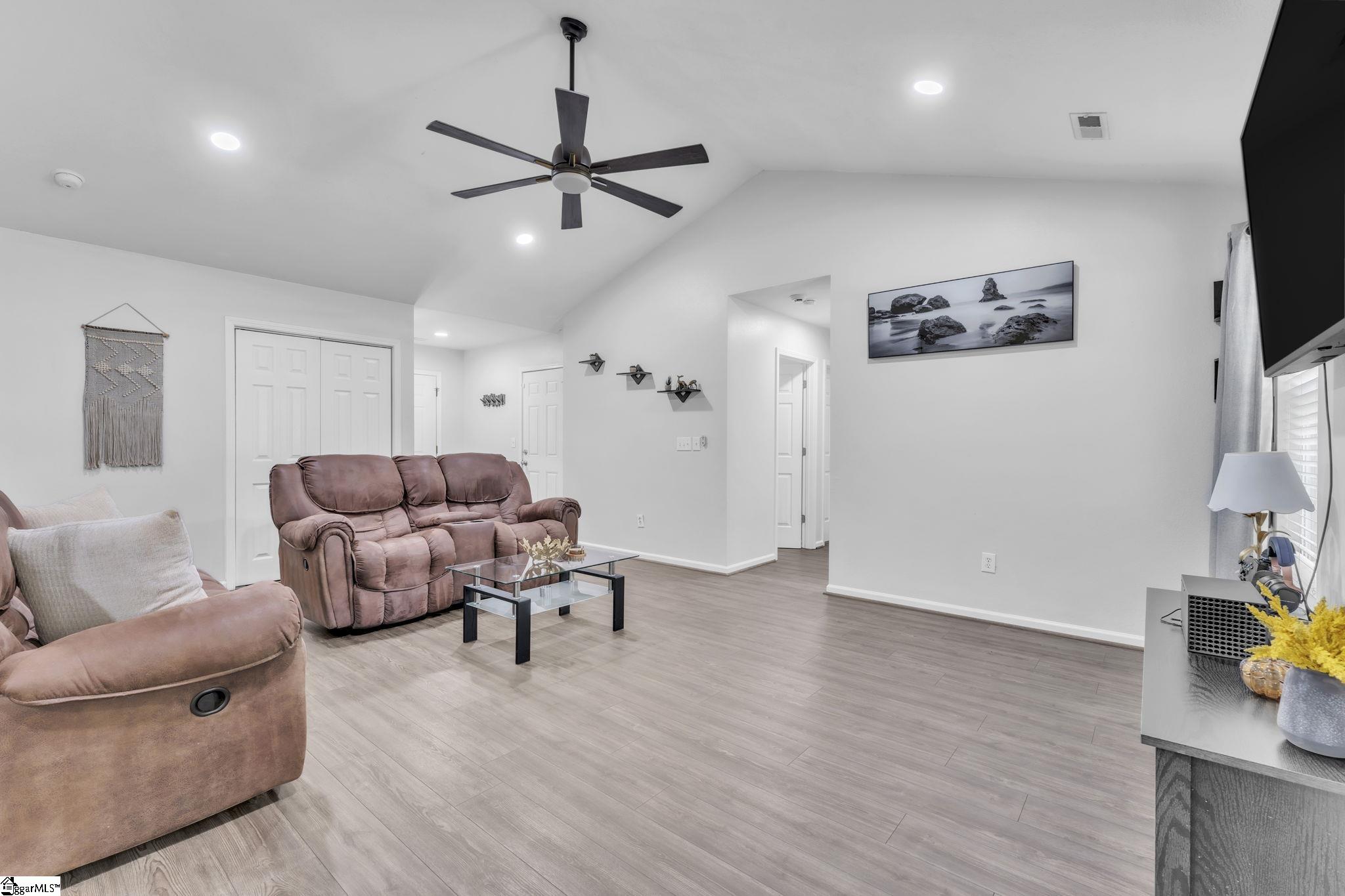 11 Misty Creek Court Greenville, SC 29611