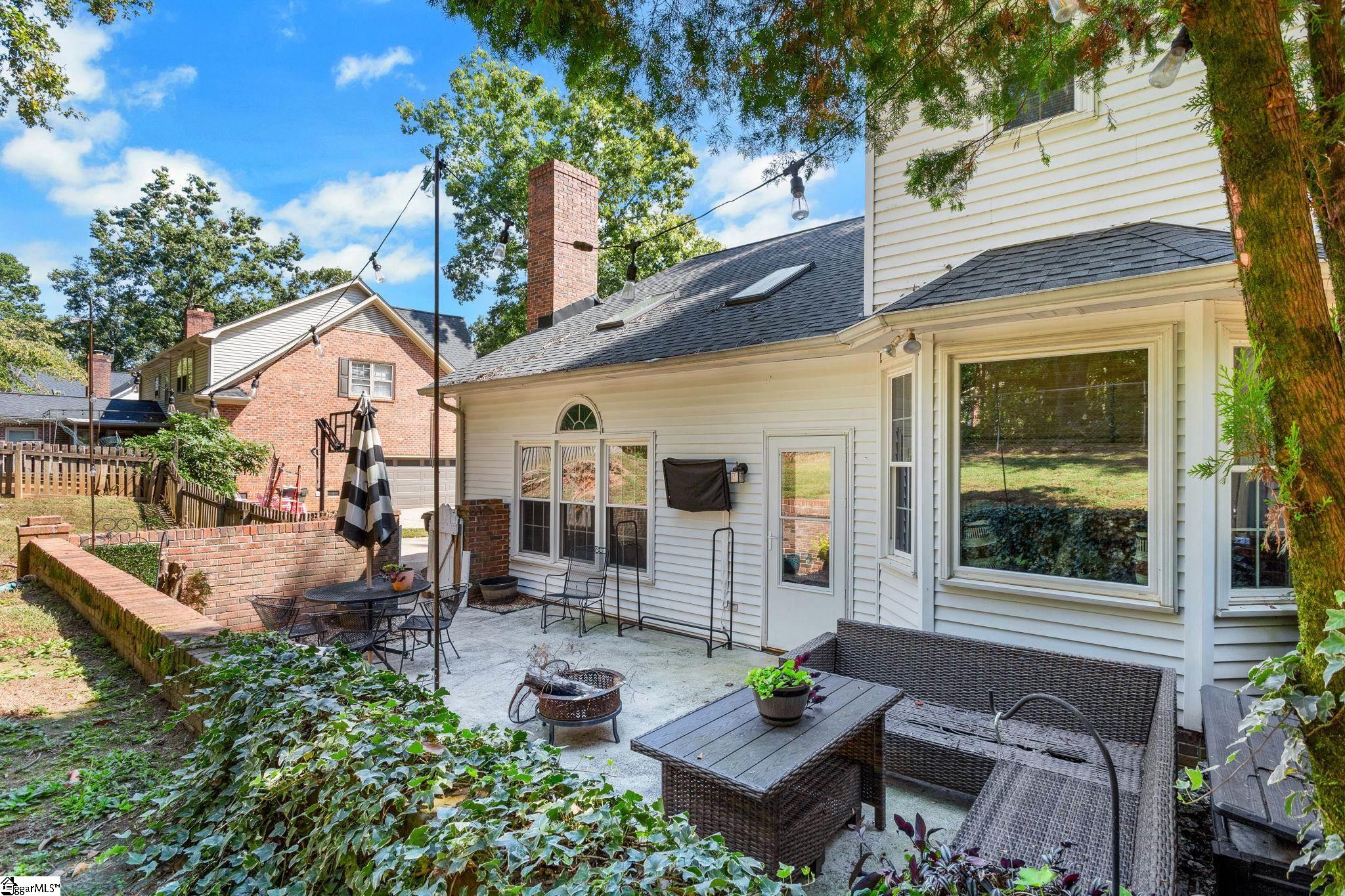 15 Crosswinds Way Greer, SC 29650