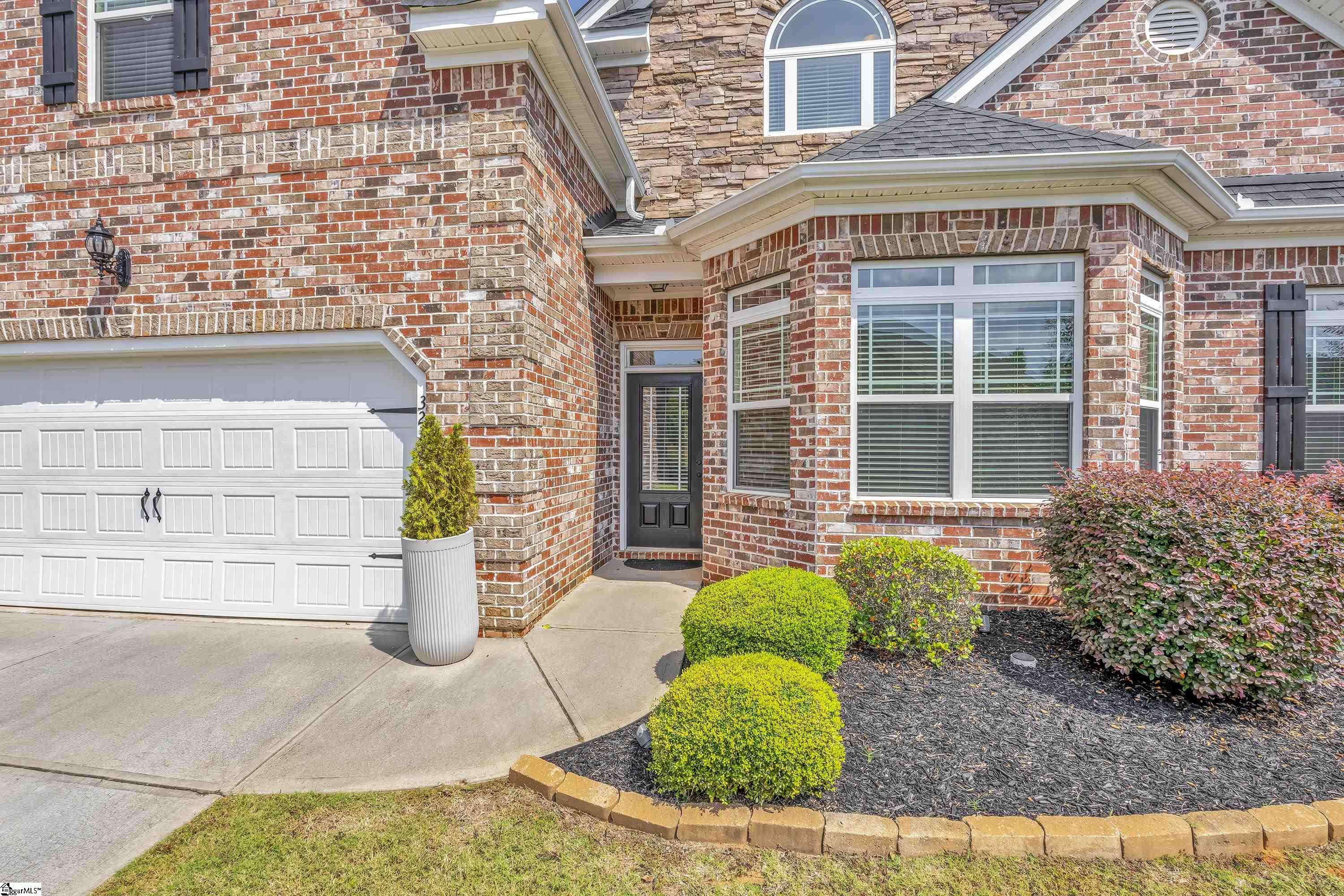 323 Sunnybrook Lane Greer, SC 29650