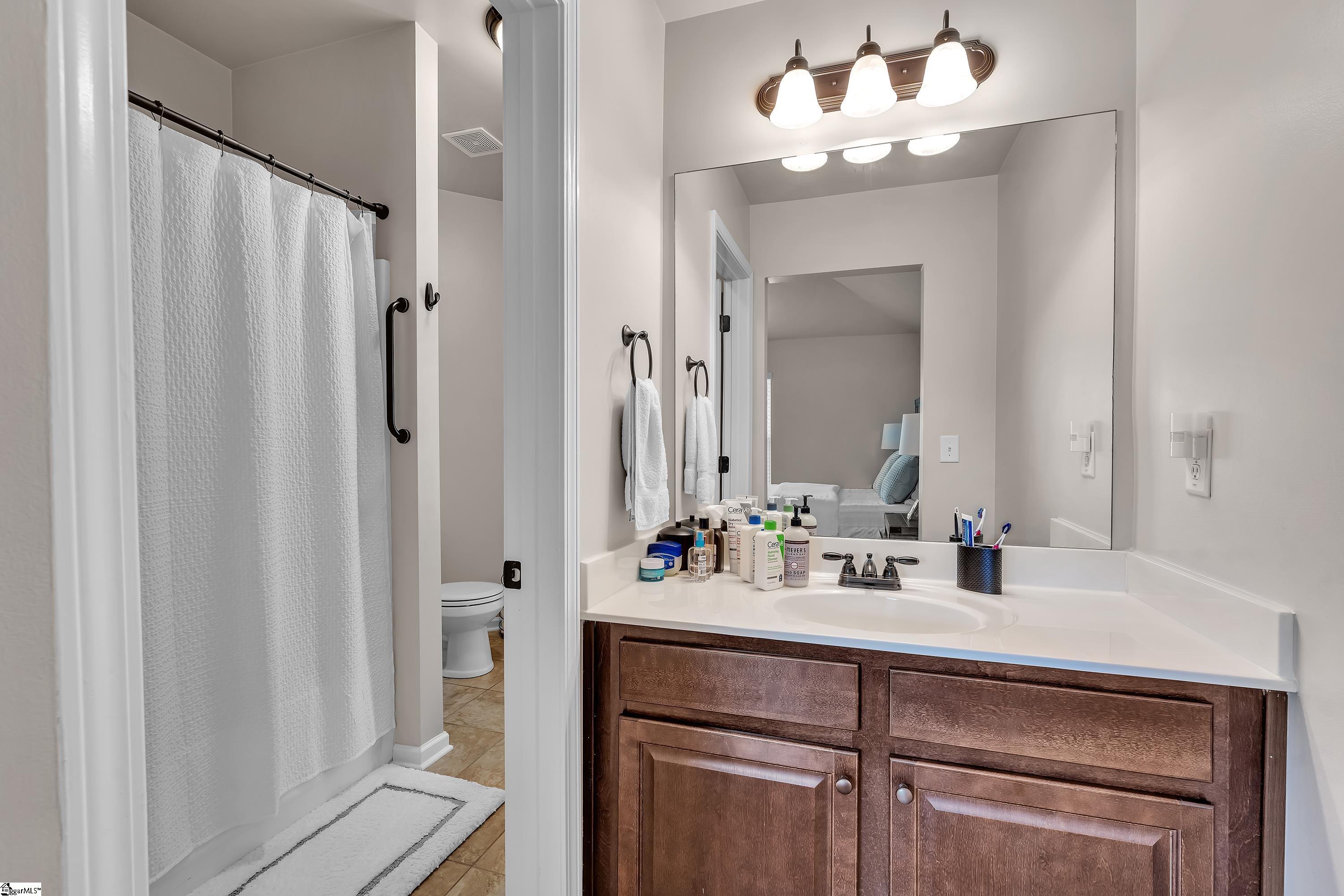 323 Sunnybrook Lane Greer, SC 29650