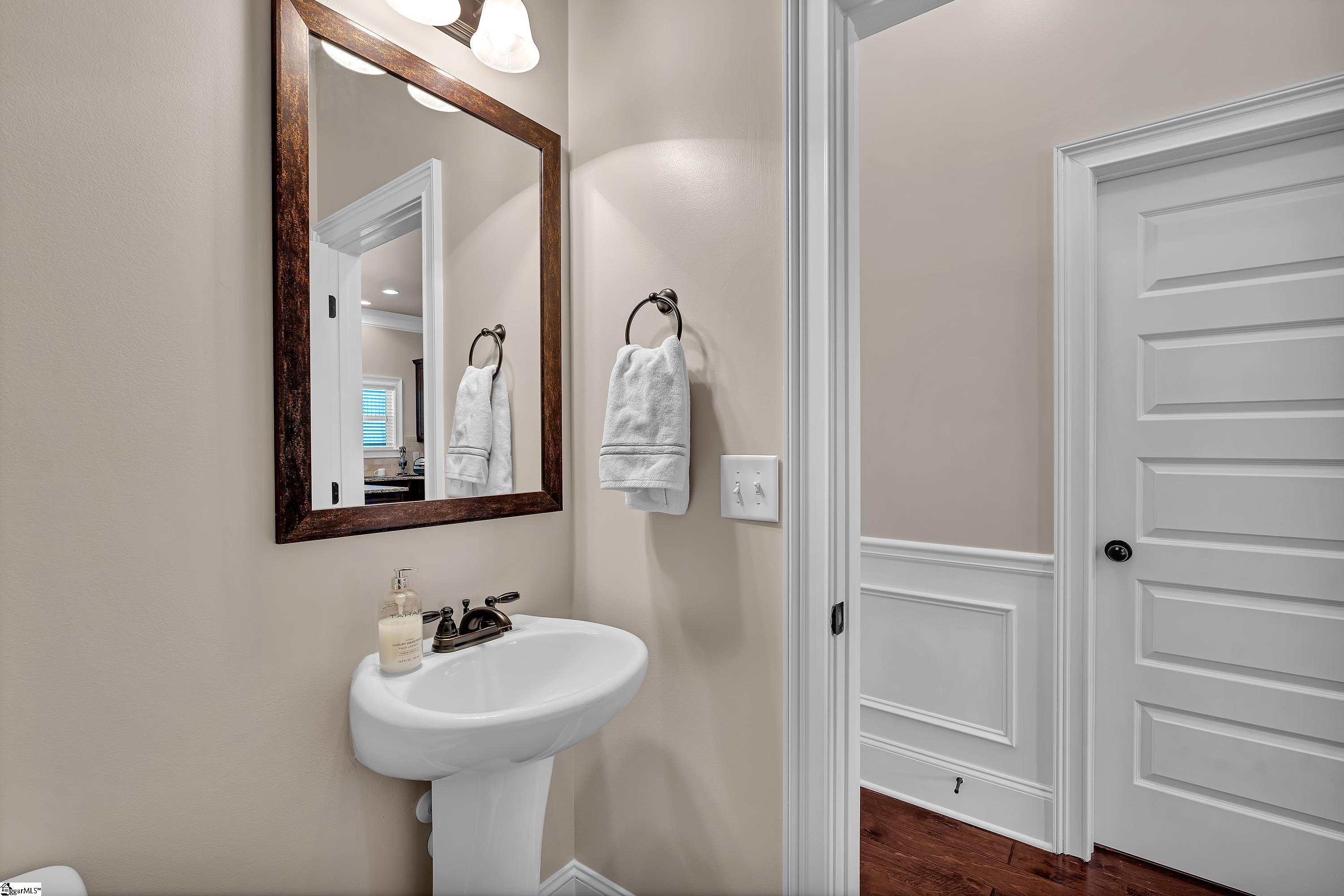 323 Sunnybrook Lane Greer, SC 29650