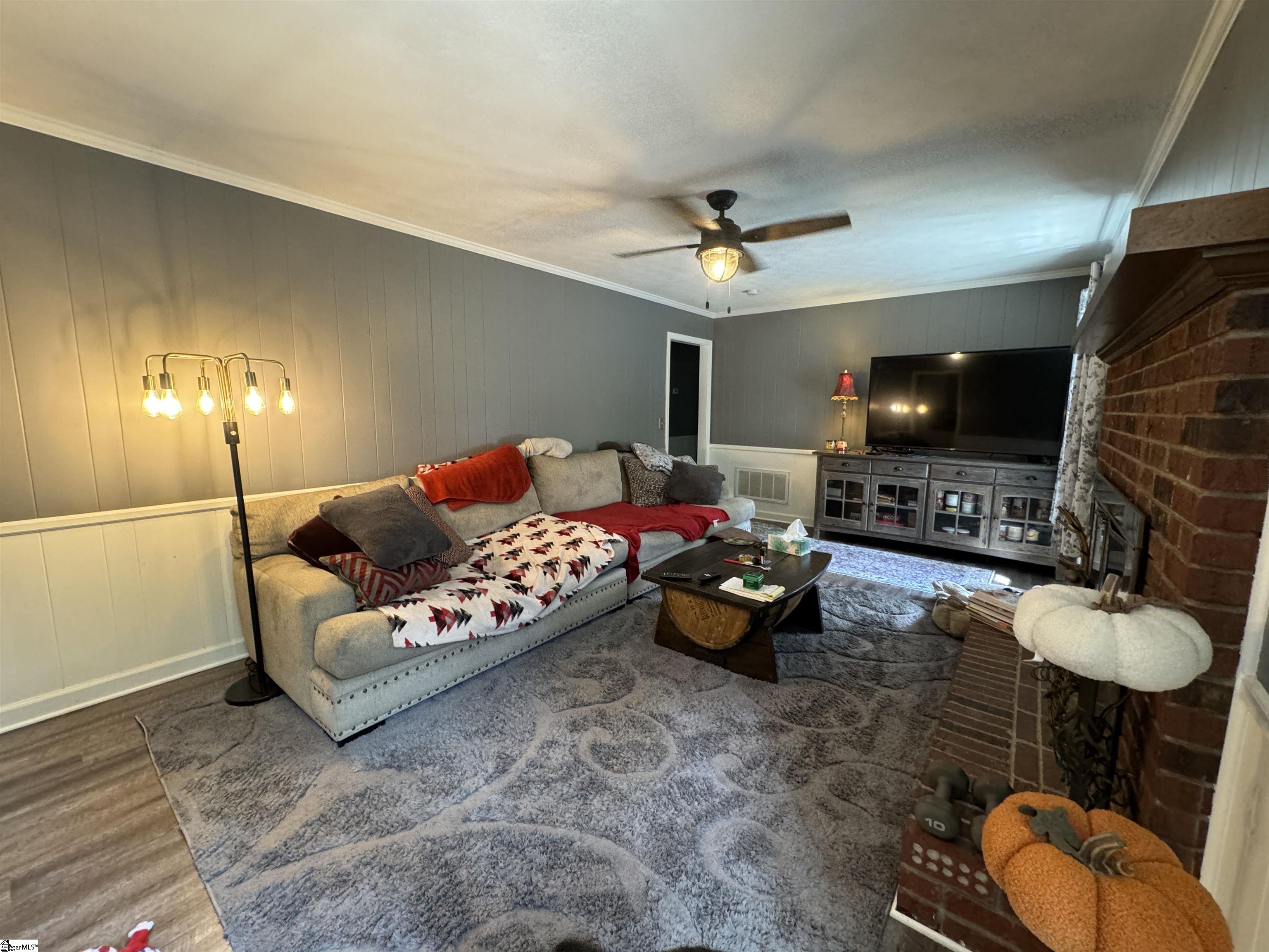 203 W Fernwood Road Simpsonville, SC 29681