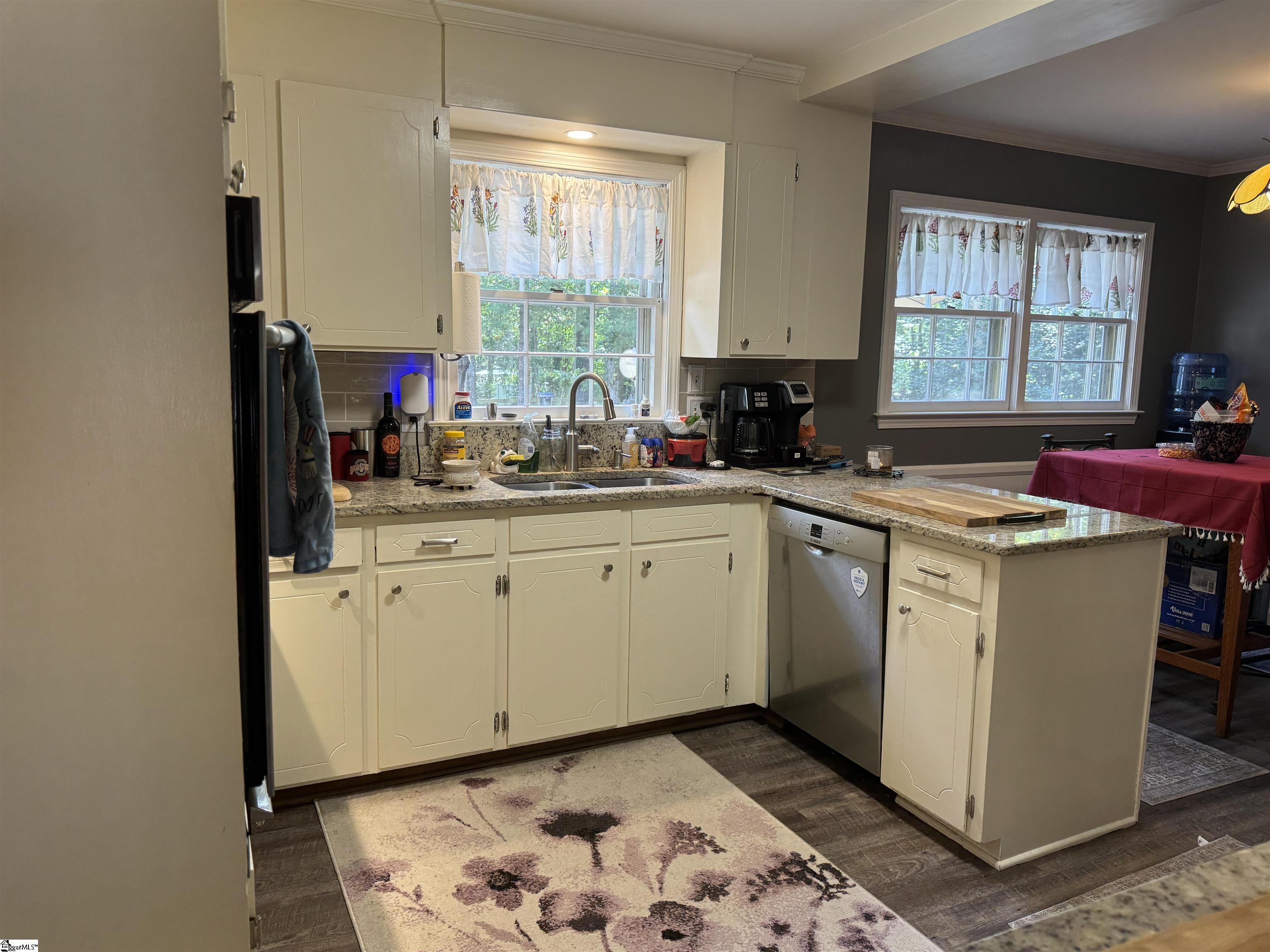 203 W Fernwood Road Simpsonville, SC 29681