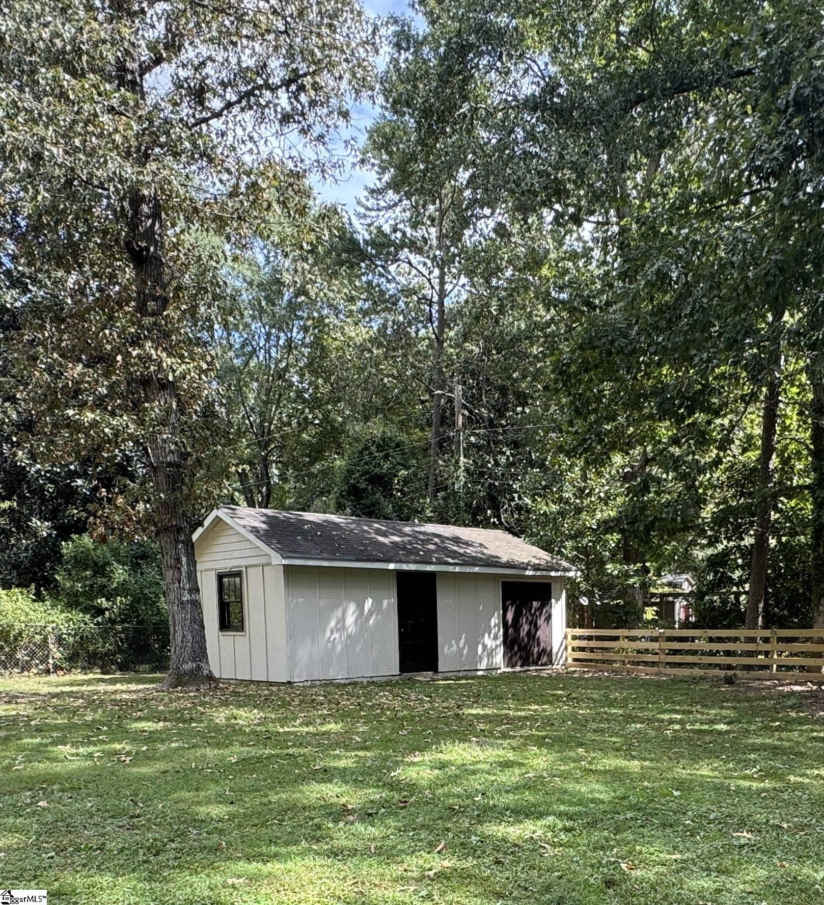 203 W Fernwood Road Simpsonville, SC 29681
