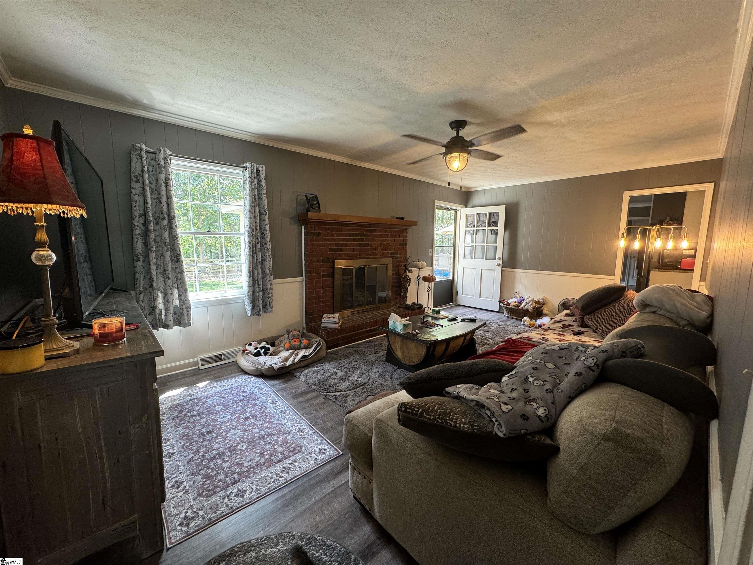 203 W Fernwood Road Simpsonville, SC 29681