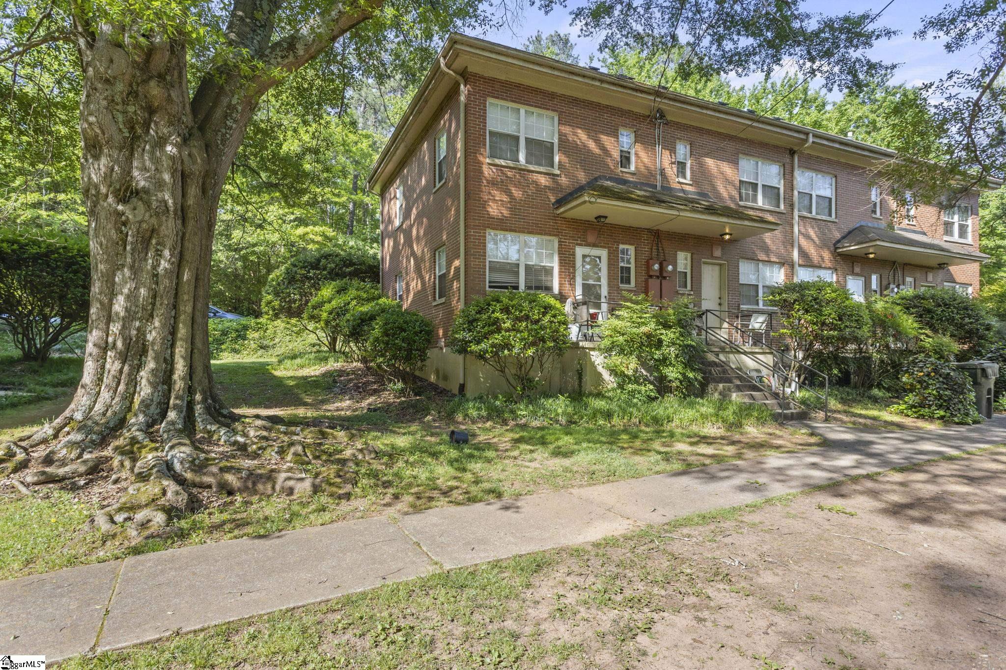 11 Faris Circle Greenville, SC 29605
