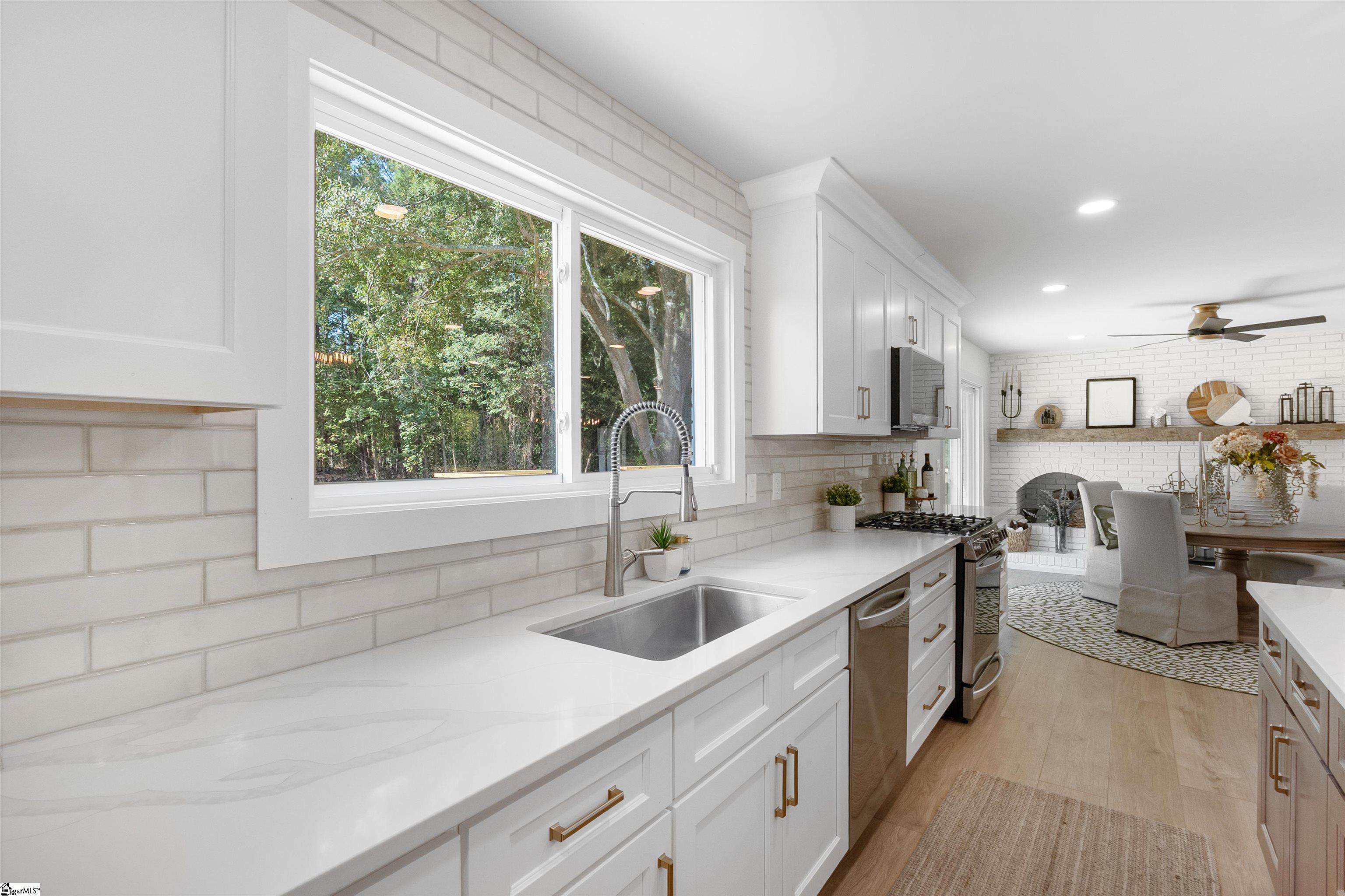105 Belmont Drive Fountain Inn, SC 29644