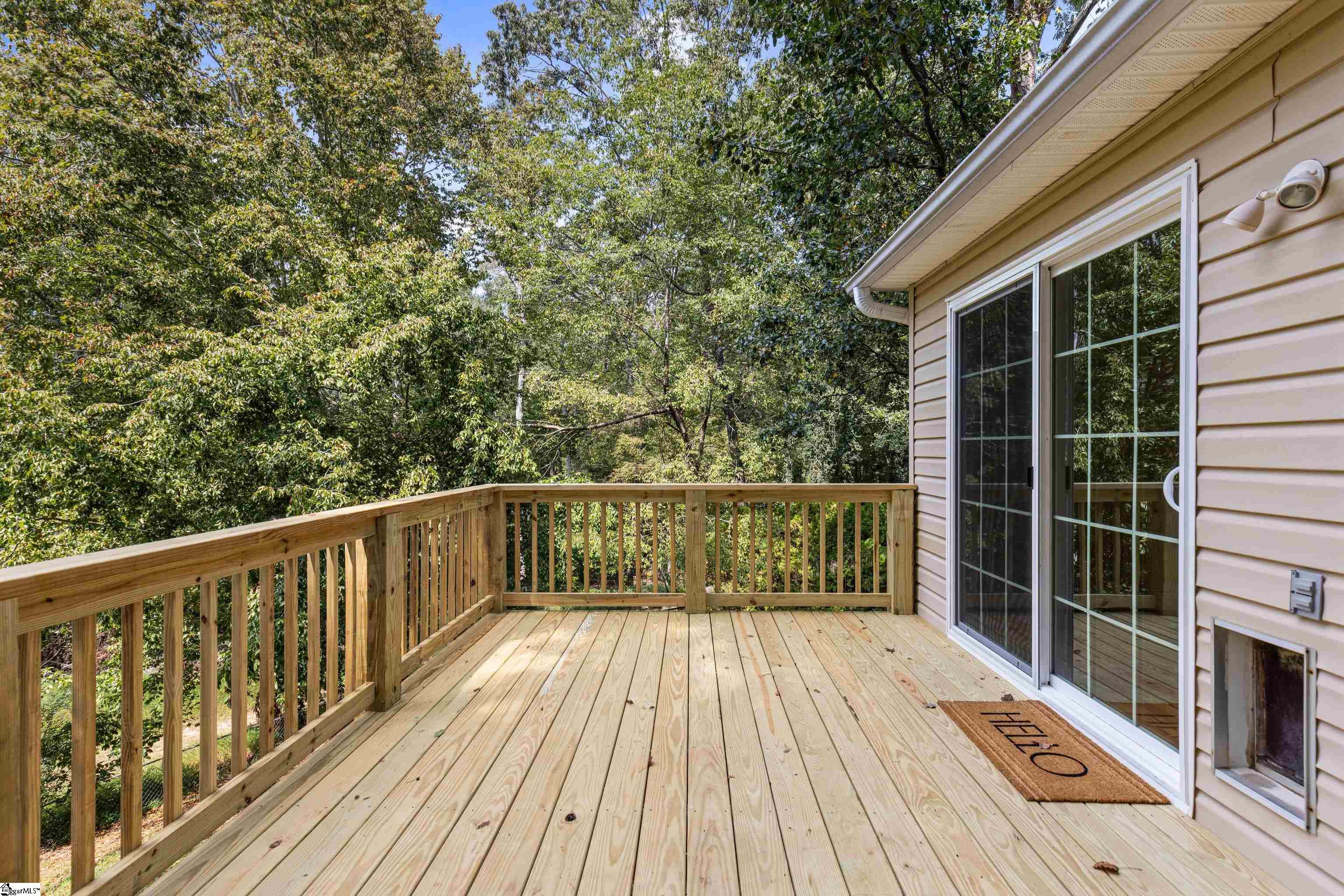 225 Clear Lake Drive Simpsonville, SC 29680