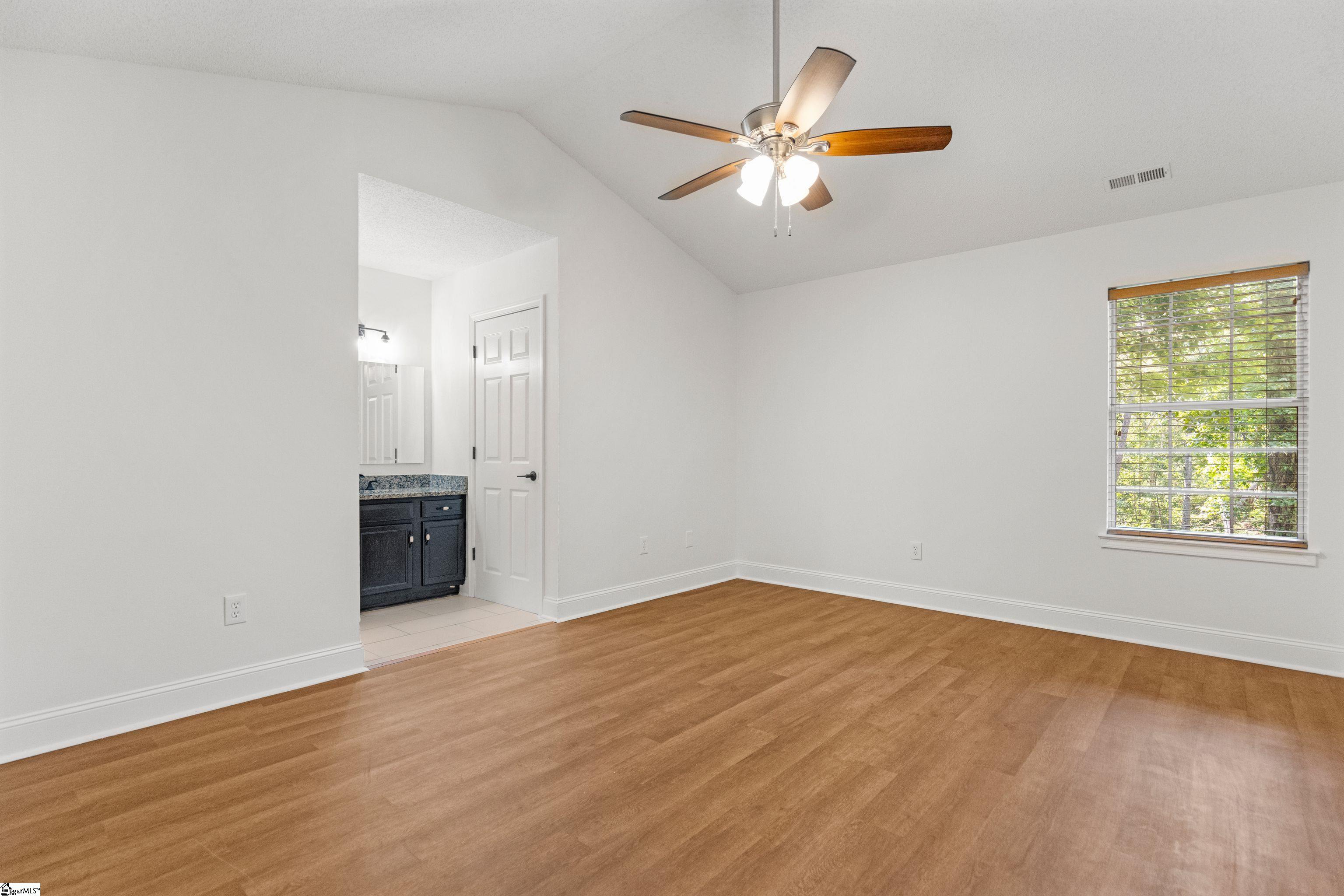 225 Clear Lake Drive Simpsonville, SC 29680