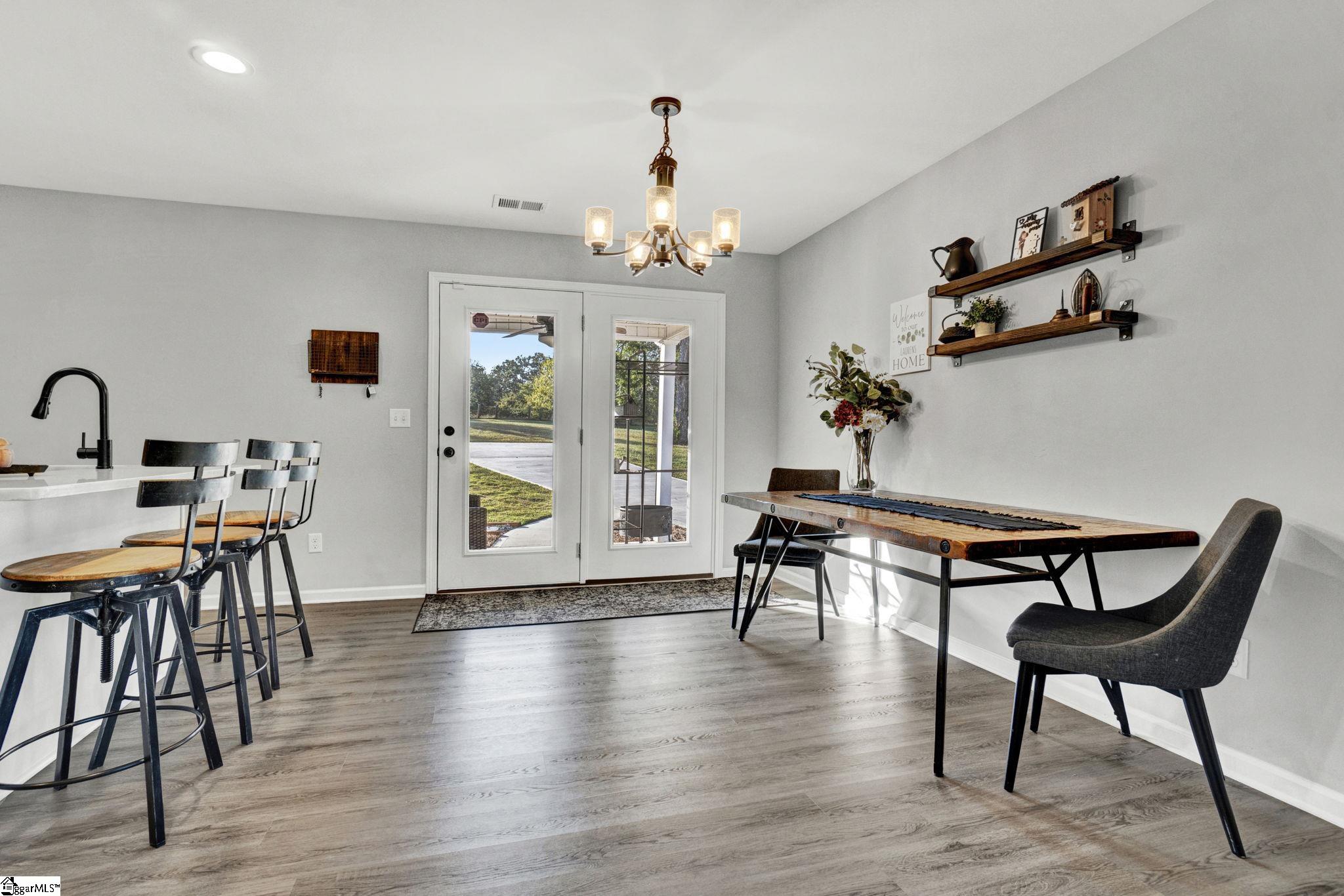 714 Chestnut Street Laurens, SC 29360