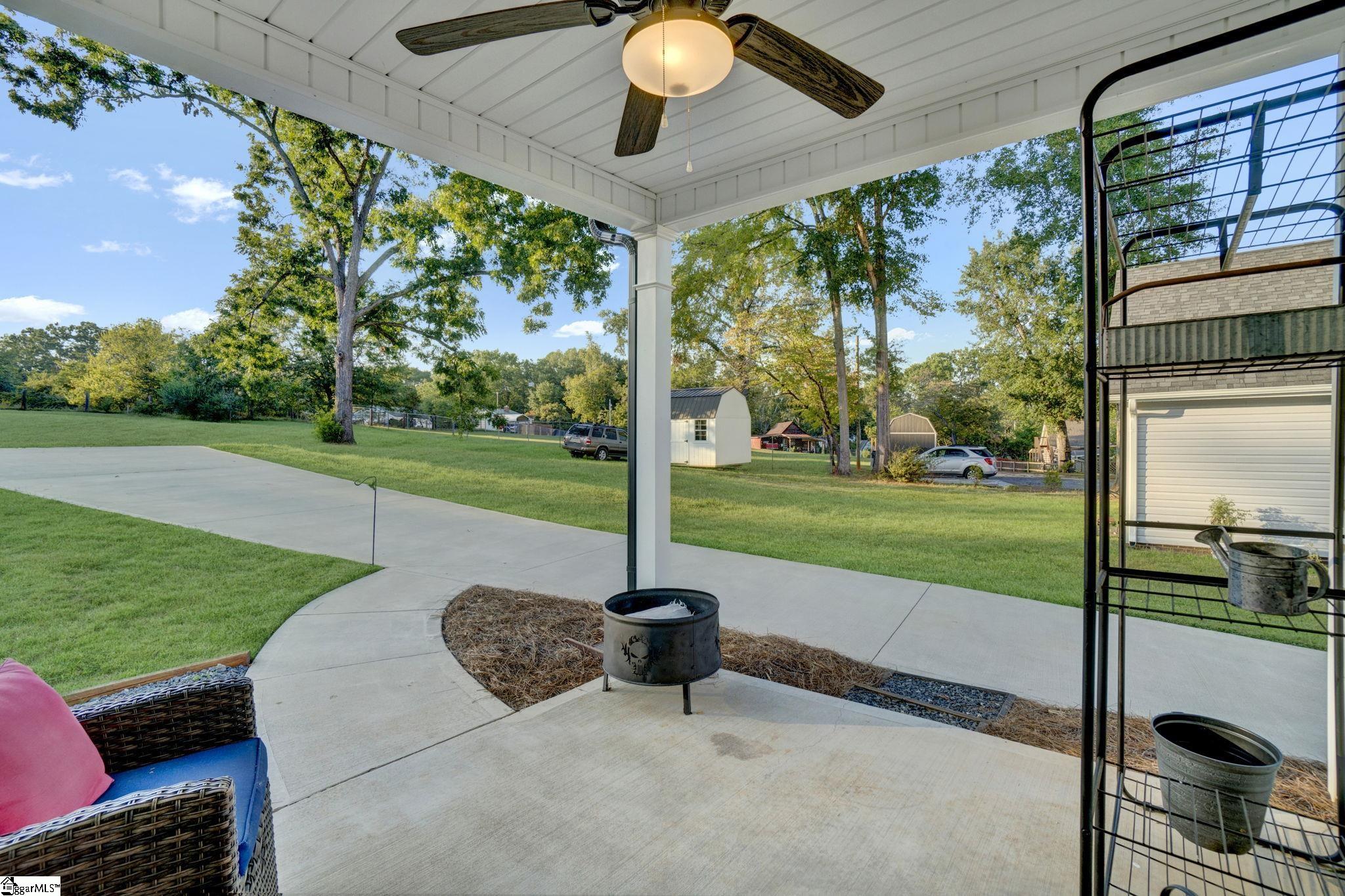 714 Chestnut Street Laurens, SC 29360