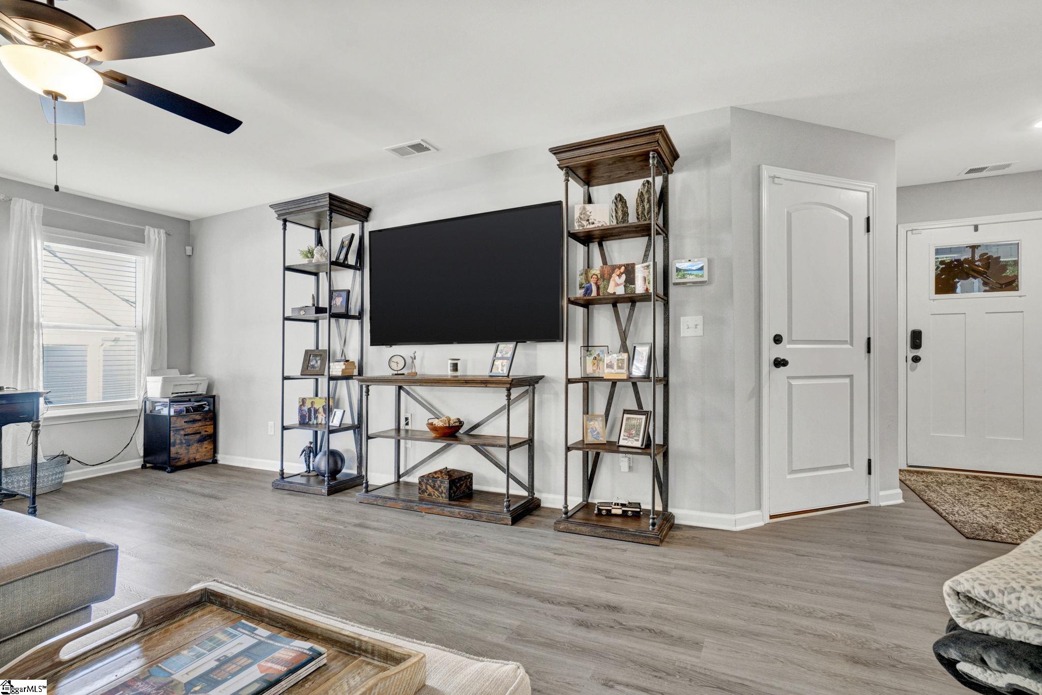 714 Chestnut Street Laurens, SC 29360