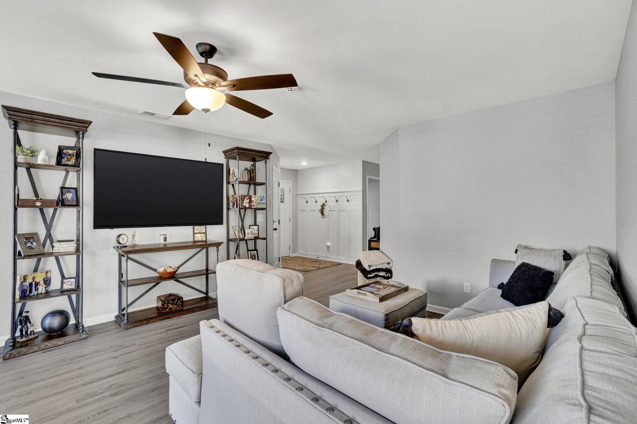 714 Chestnut Street Laurens, SC 29360