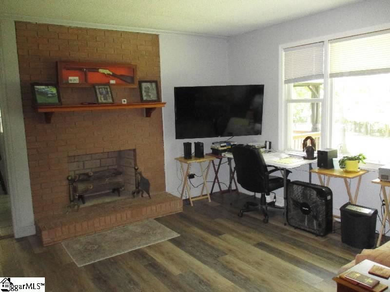 506 Fairview Road Laurens, SC 29360