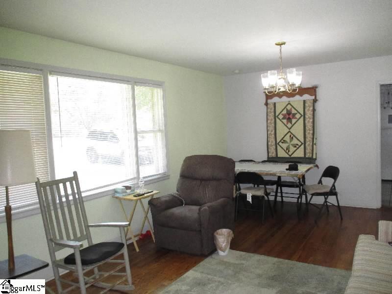 506 Fairview Road Laurens, SC 29360