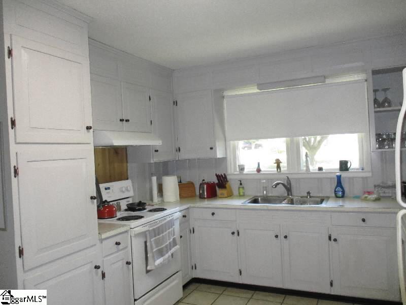 506 Fairview Road Laurens, SC 29360