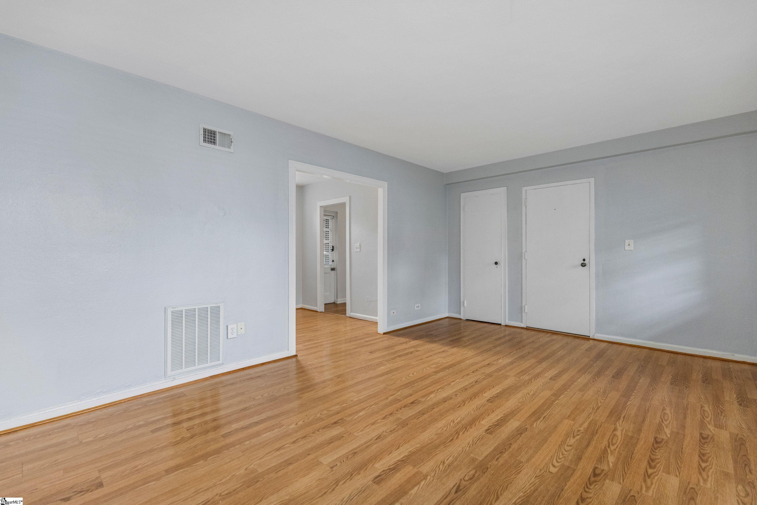 601 Cleveland 12a Street Greenville, SC 29601