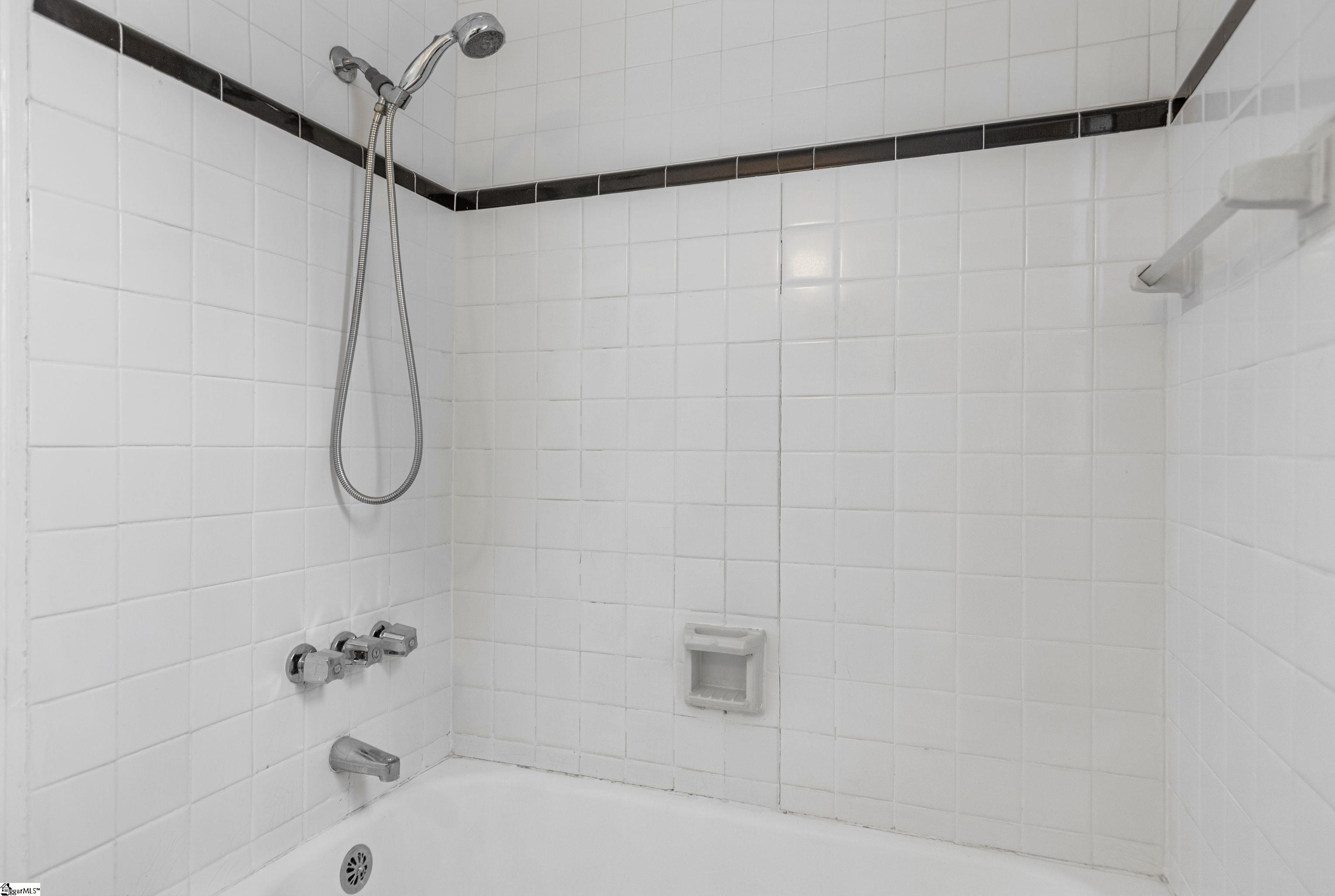 601 Cleveland 12a Street Greenville, SC 29601