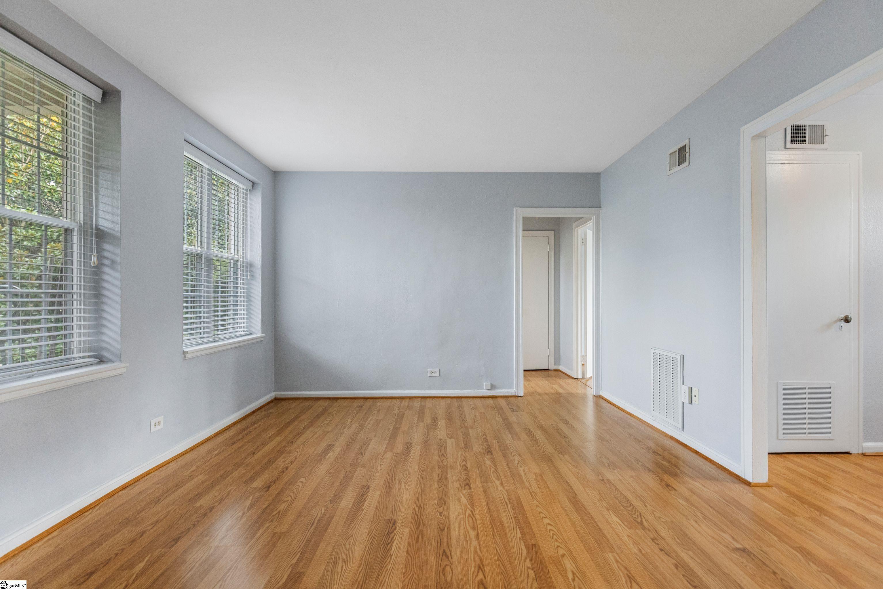 601 Cleveland 12a Street Greenville, SC 29601