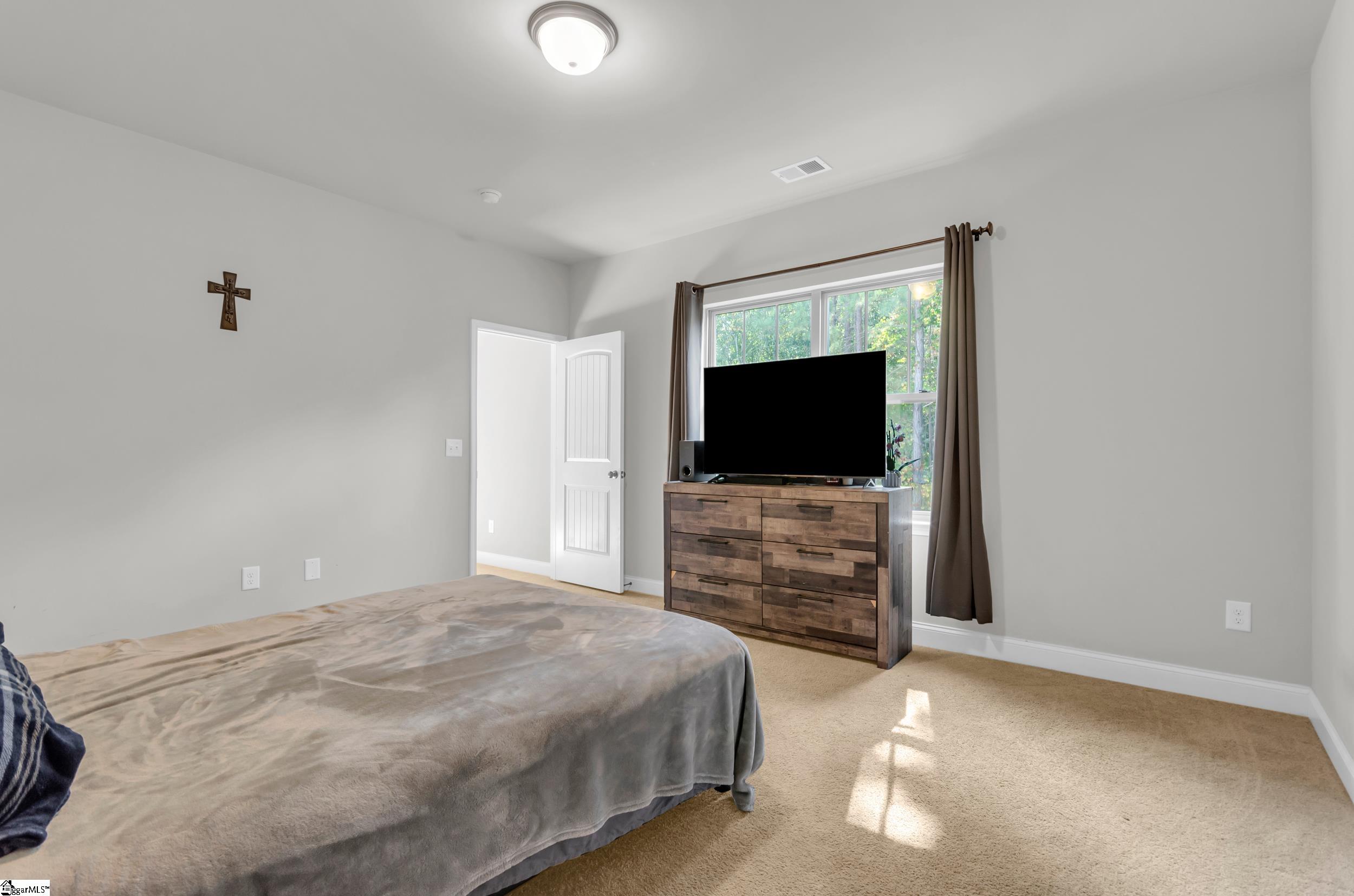 5914 Old Pearman Dairy Road Anderson, SC 29625