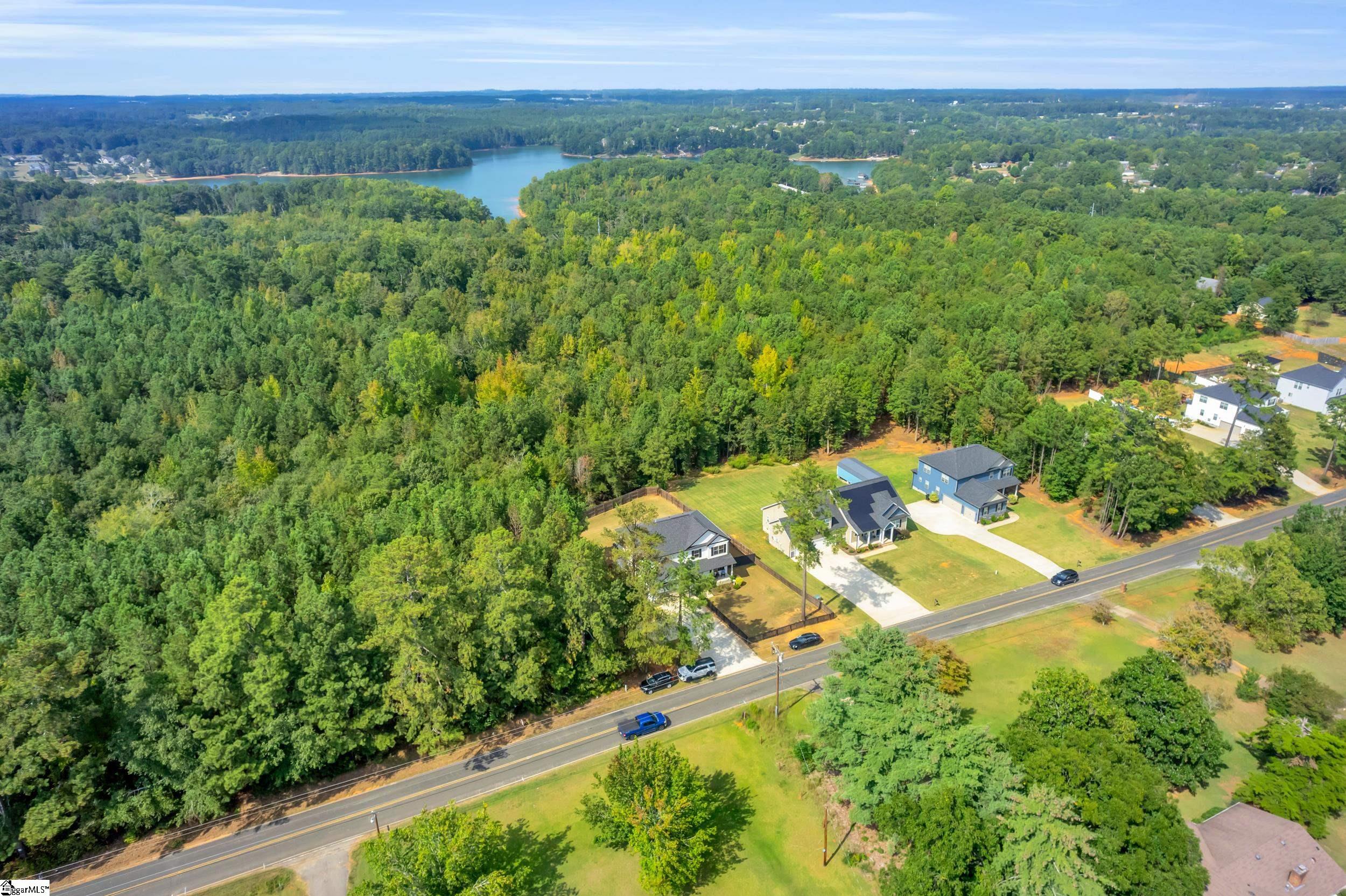 5914 Old Pearman Dairy Road Anderson, SC 29625
