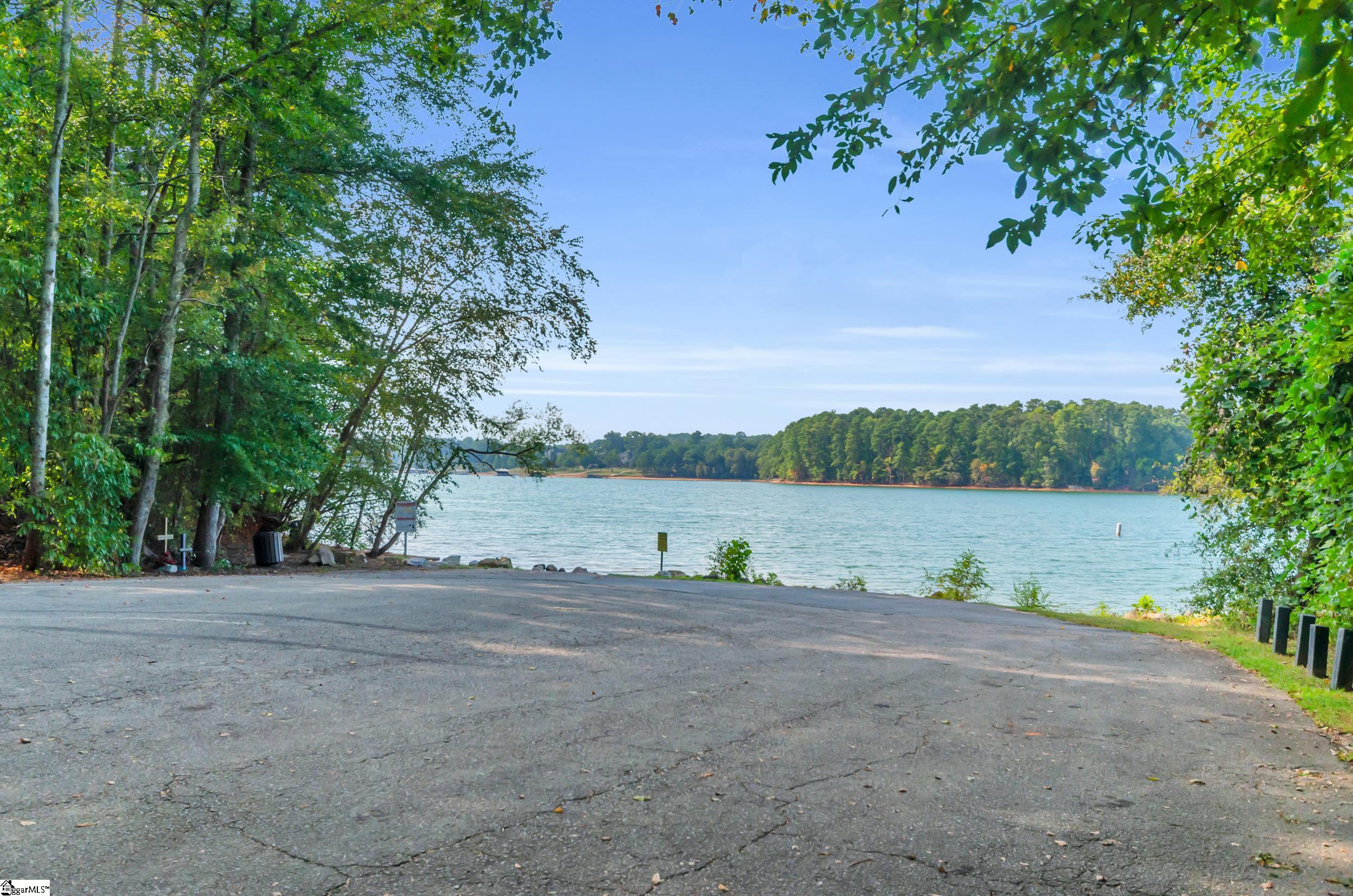 5914 Old Pearman Dairy Road Anderson, SC 29625