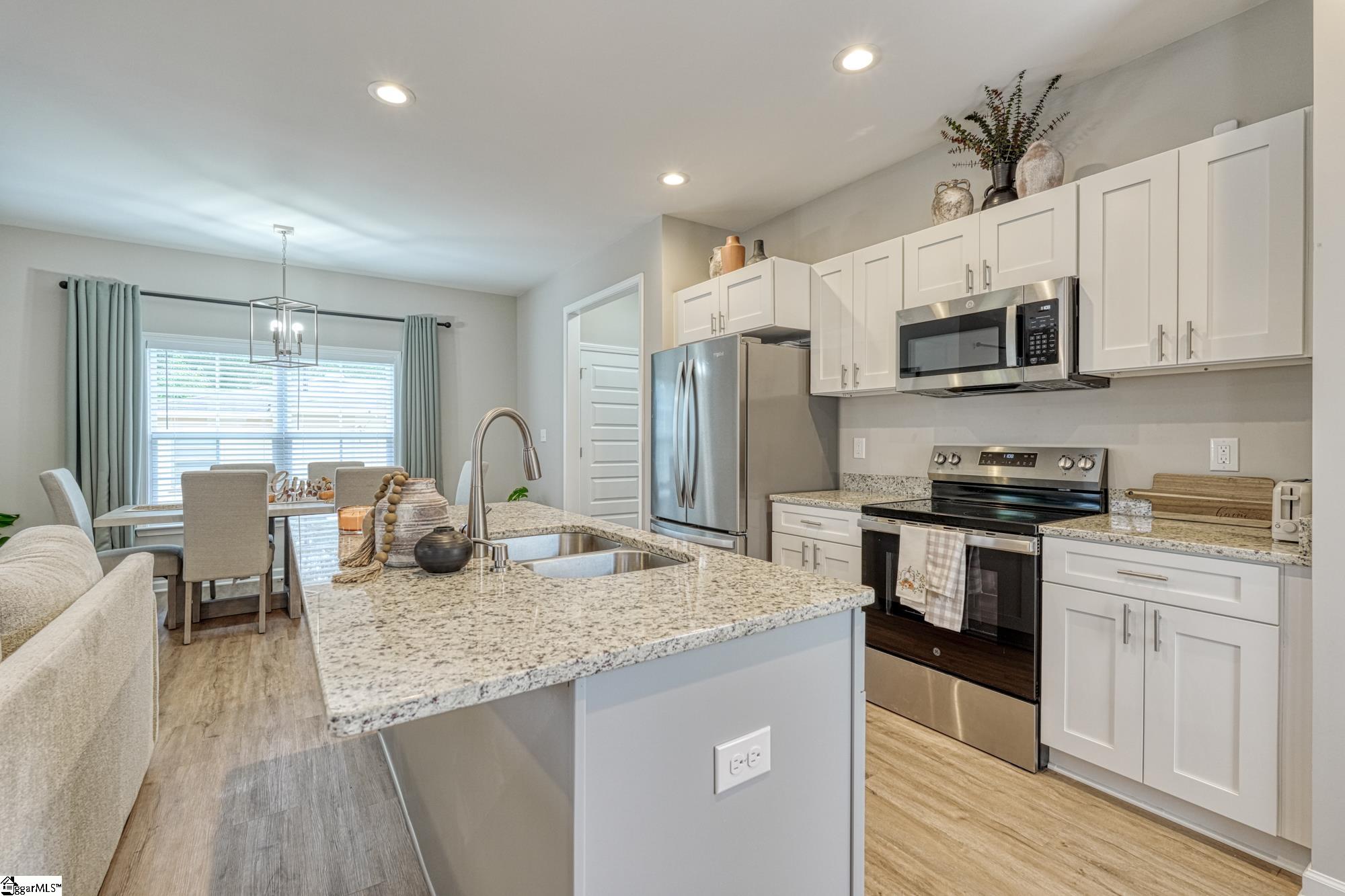 207 High Street Spartanburg, SC 29306