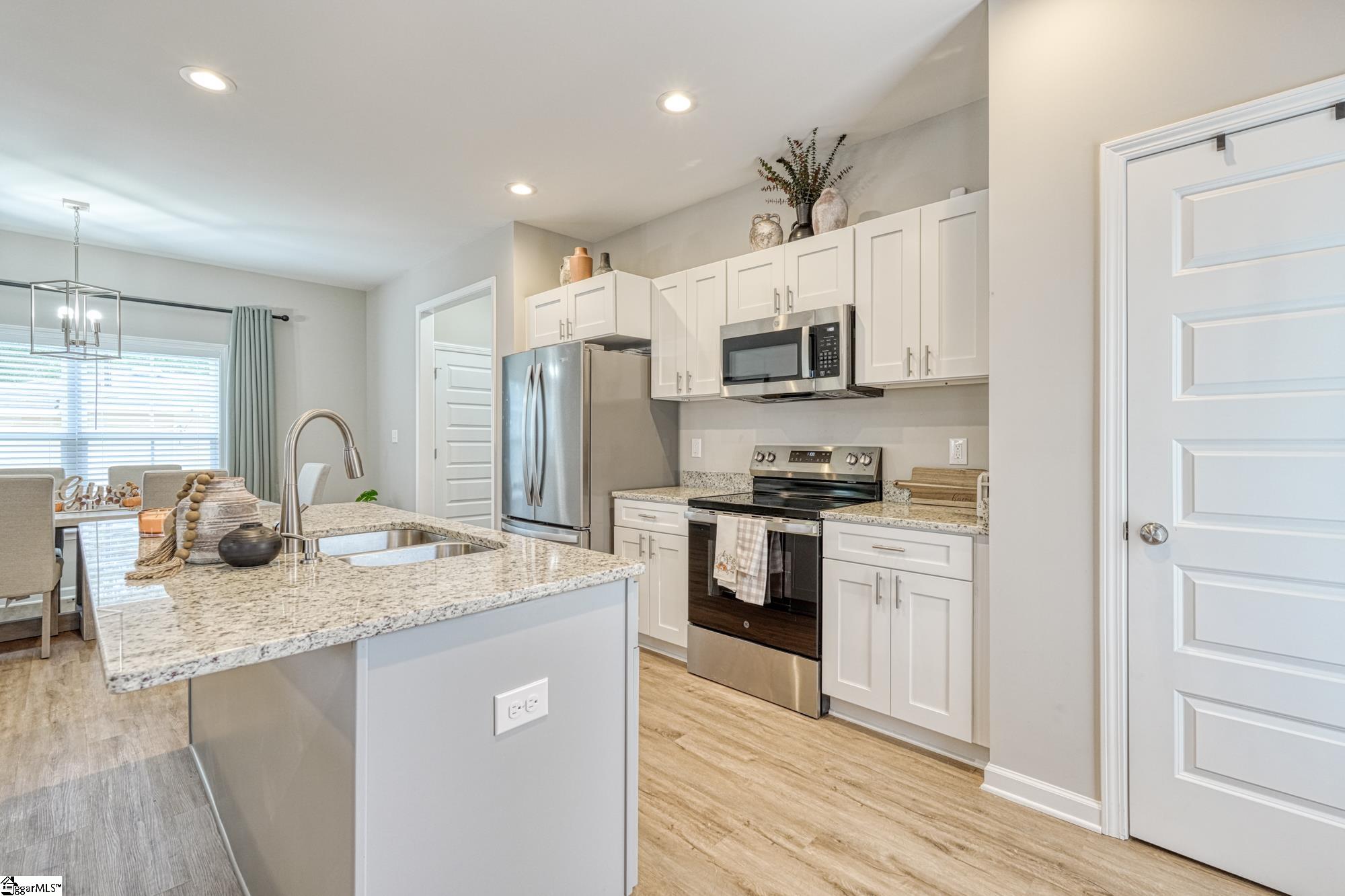 207 High Street Spartanburg, SC 29306