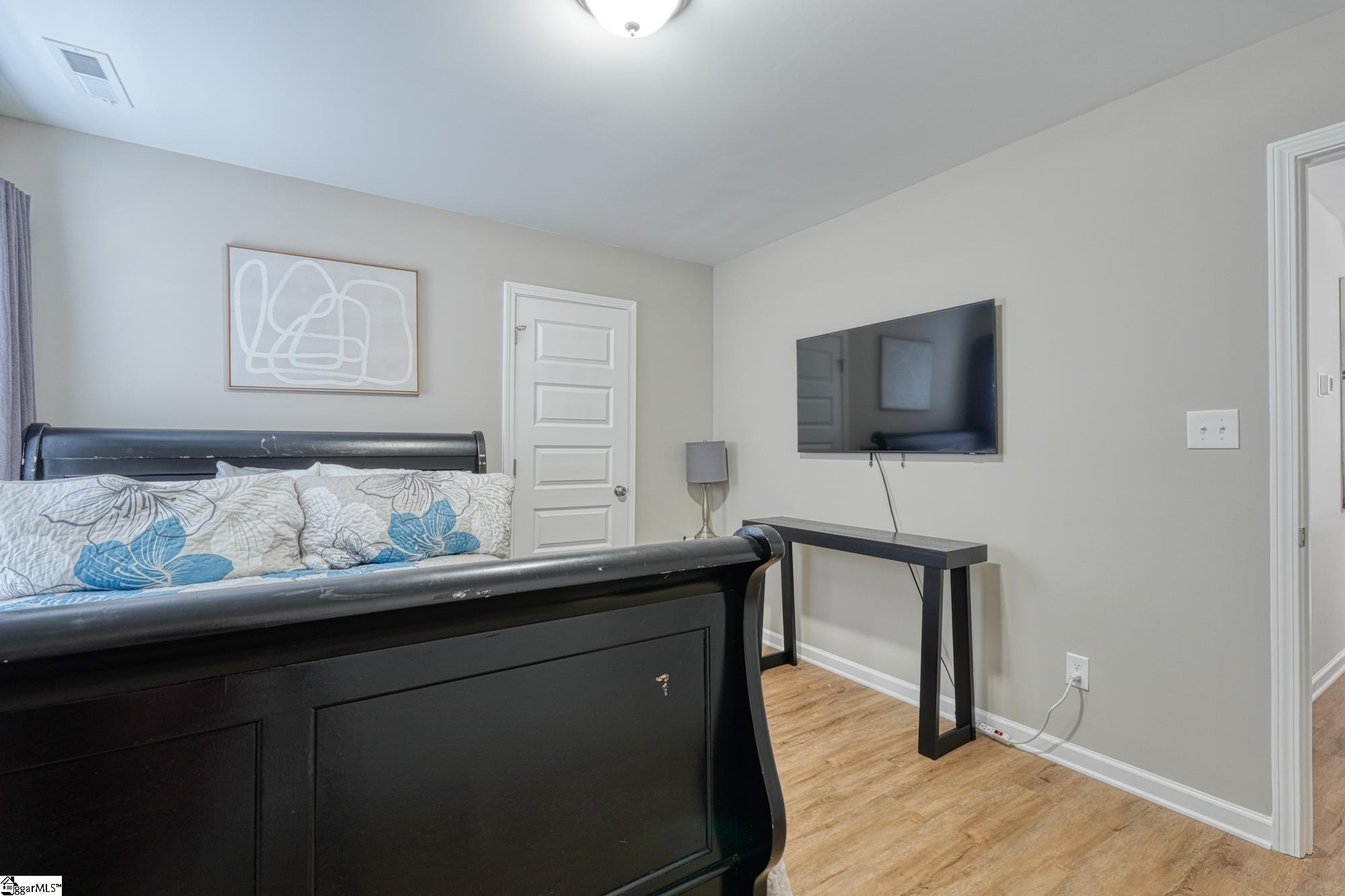 207 High Street Spartanburg, SC 29306