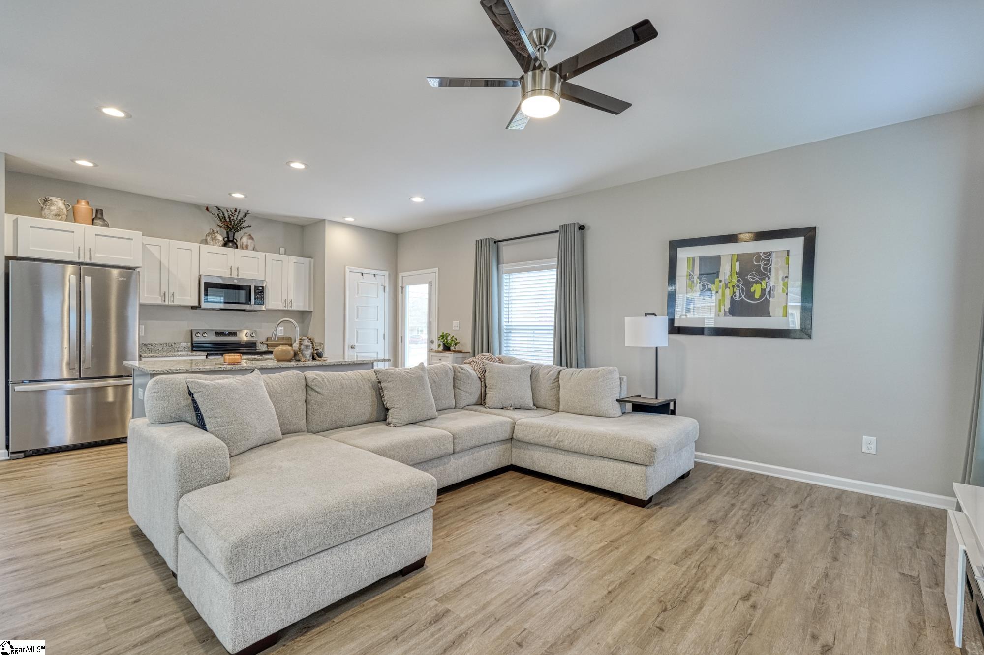 207 High Street Spartanburg, SC 29306