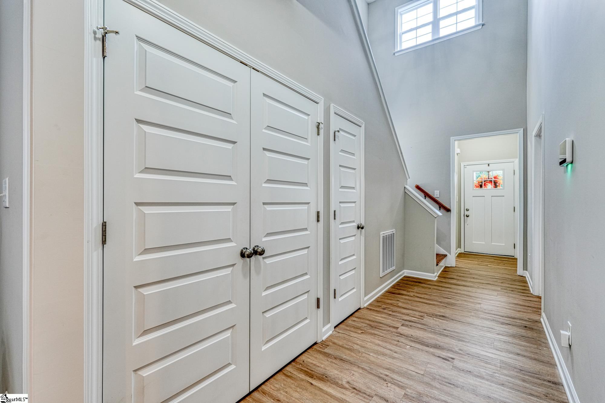 207 High Street Spartanburg, SC 29306
