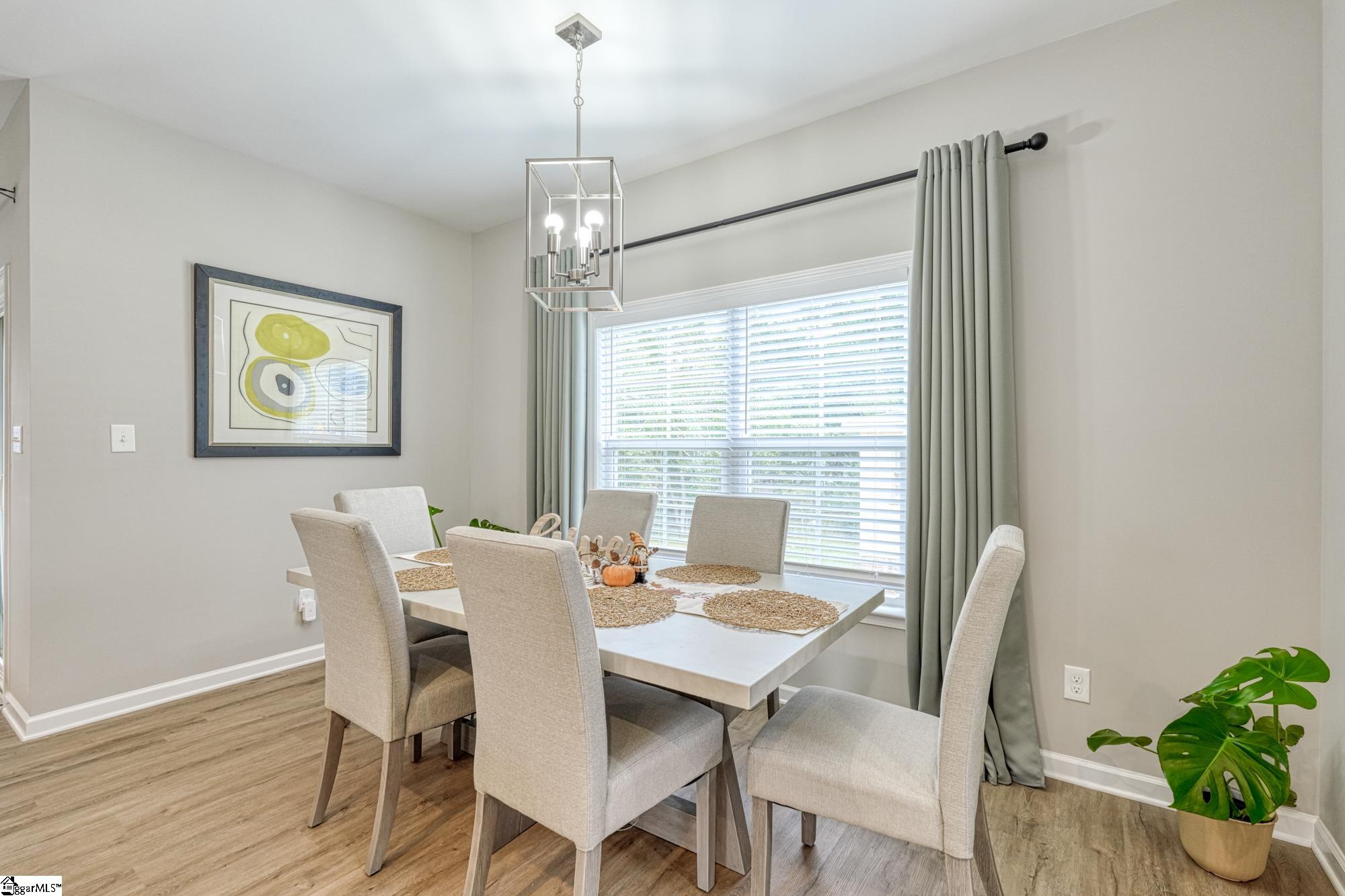 207 High Street Spartanburg, SC 29306