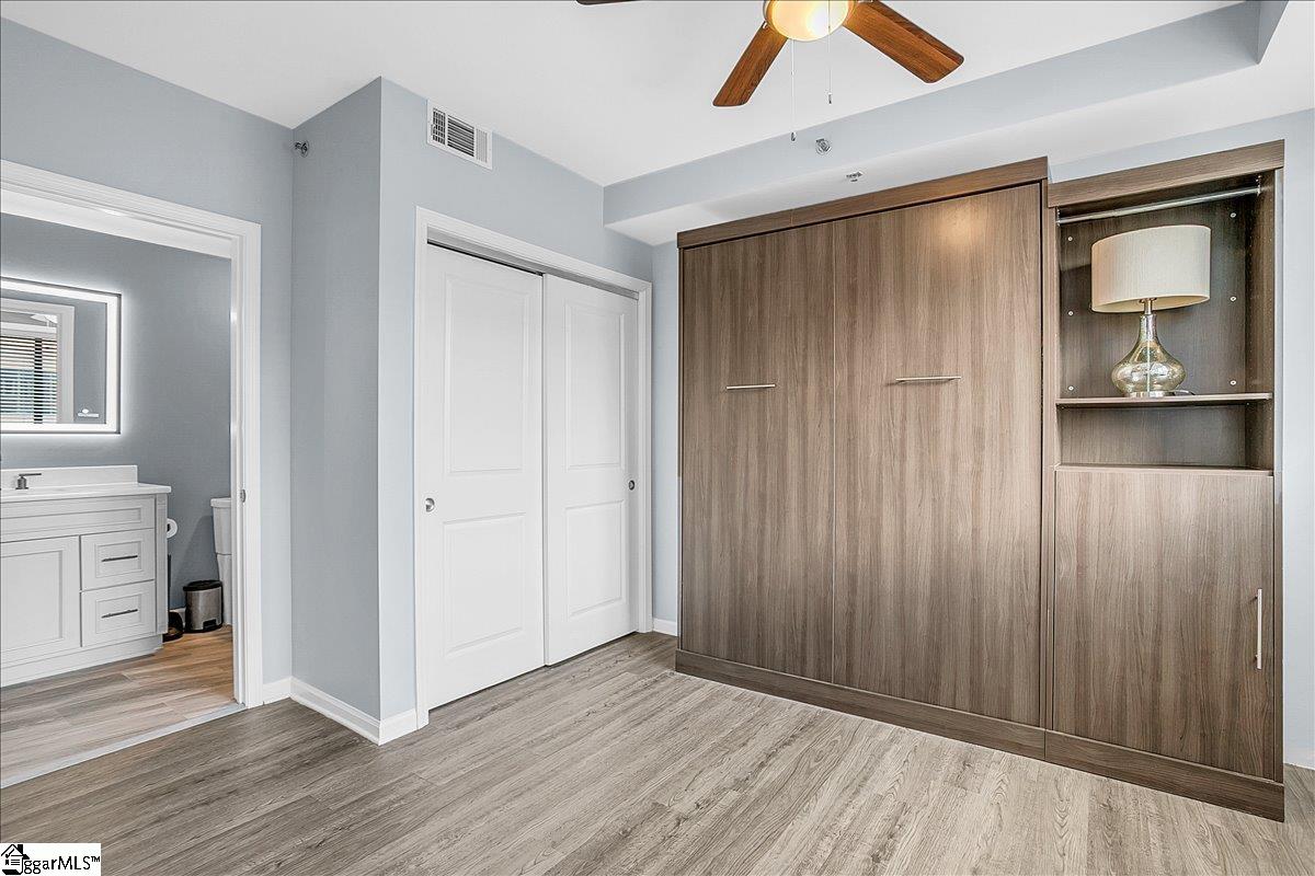 100 E Washington Street UNIT Unit 52 Greenville, SC 29601