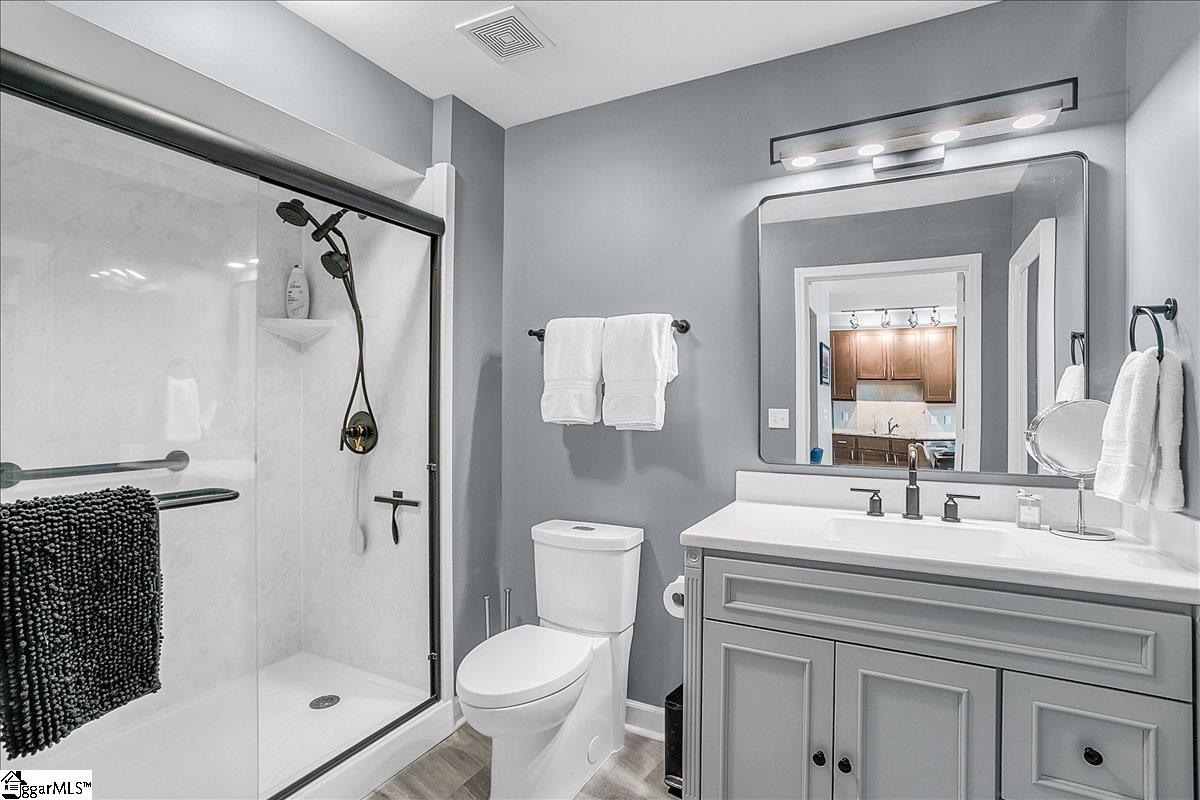 100 E Washington Street UNIT Unit 52 Greenville, SC 29601
